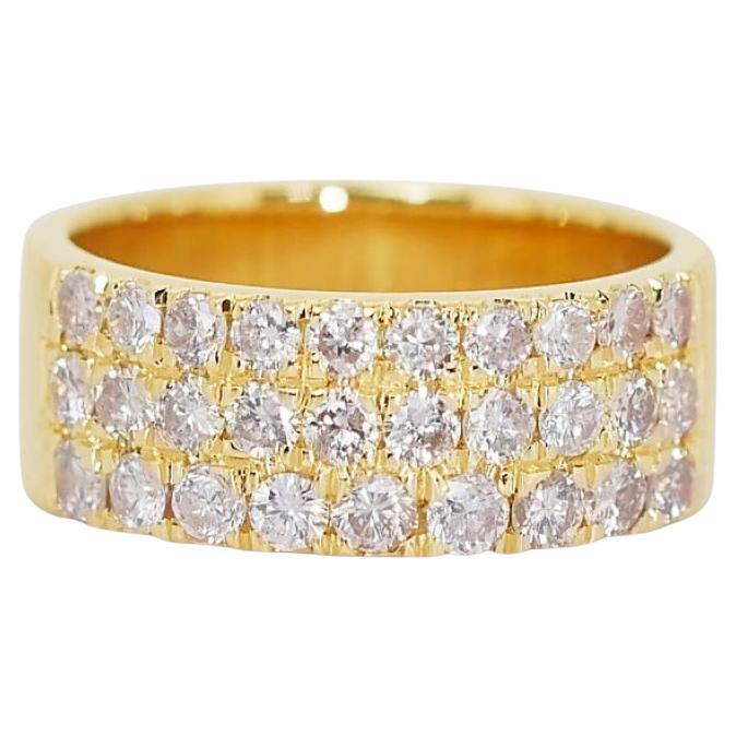 Striking 1.70 Carat Round Brilliant Diamond Ring in 18K Yellow Gold