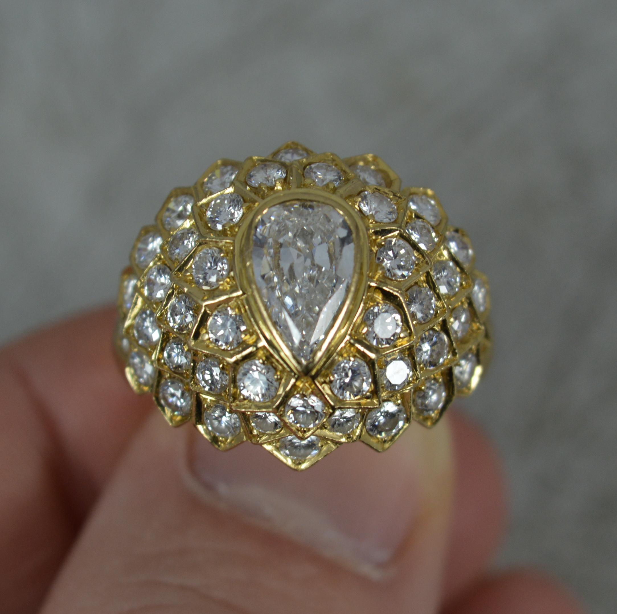 Striking 2.00ct Diamond and 18ct Gold Cluster Cocktail Ring 3