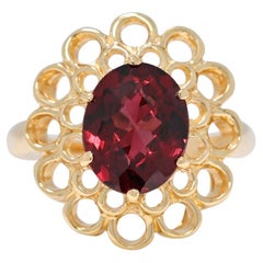 Striking 2.33ct Garnet Ring in 14K Yellow Gold