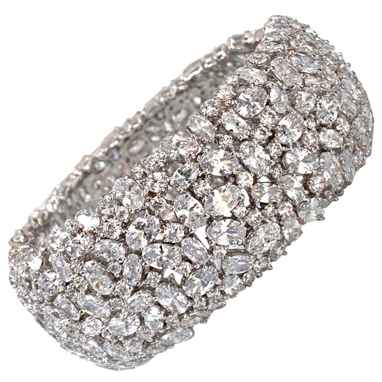 White Color Silver Plated Faux Diamond Bracelet (1 Piece) - CZBRAC56