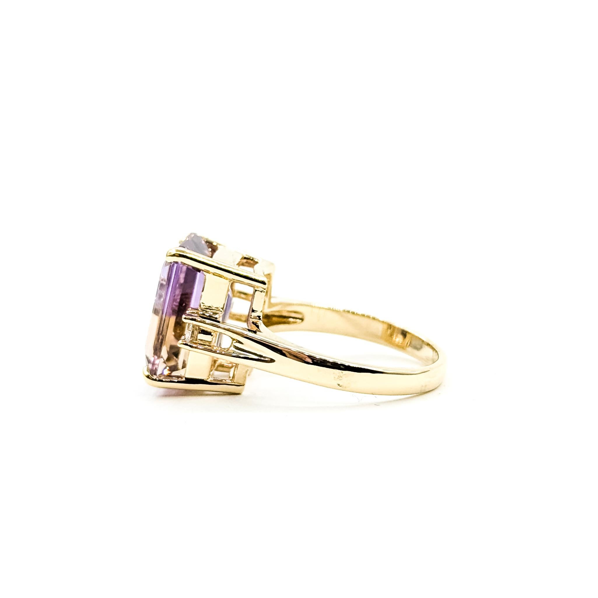 Striking Ametrine & Diamond Cocktail Ring in 14k Yellow Gold en vente 3