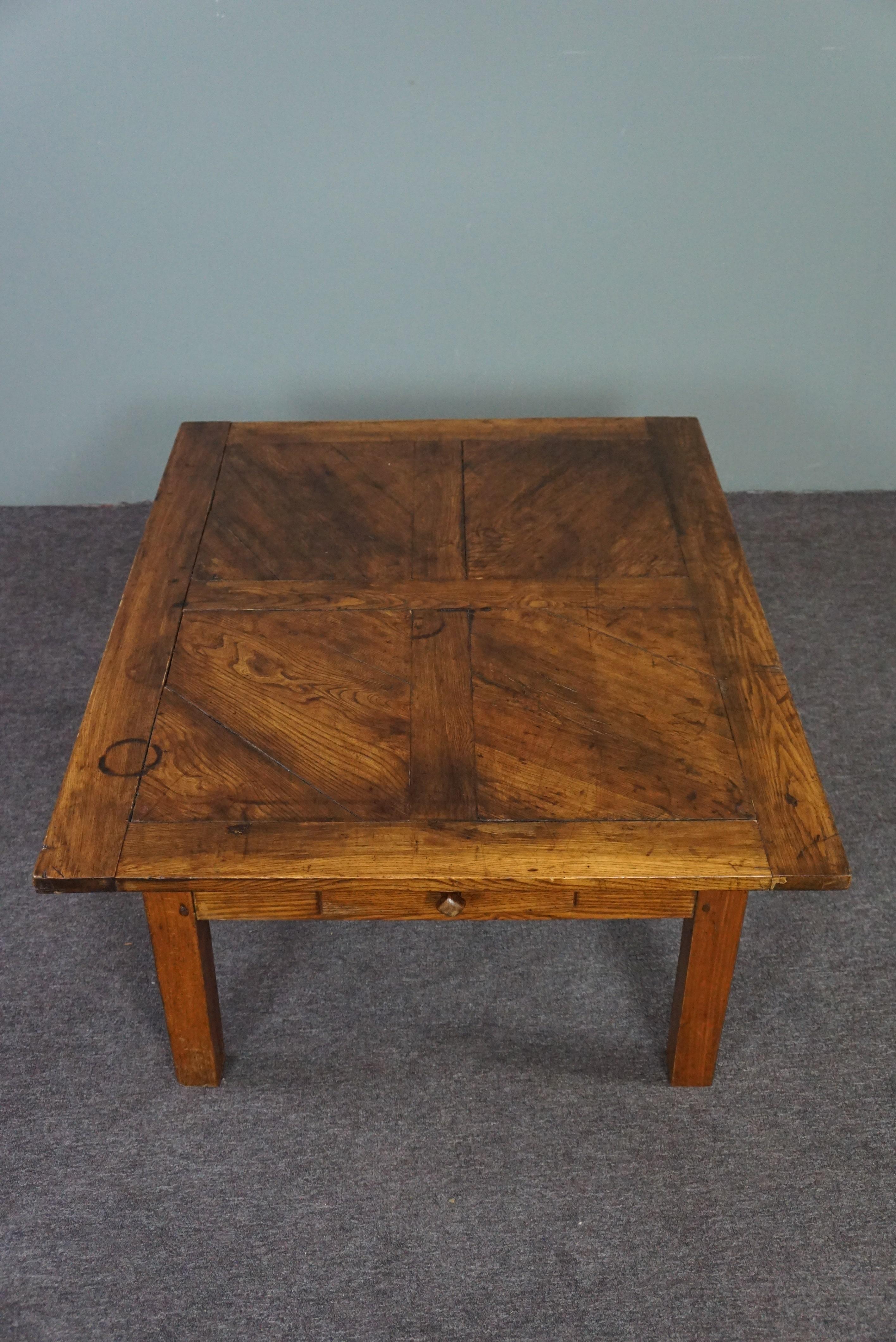 Striking antique Southern European coffee table For Sale 1