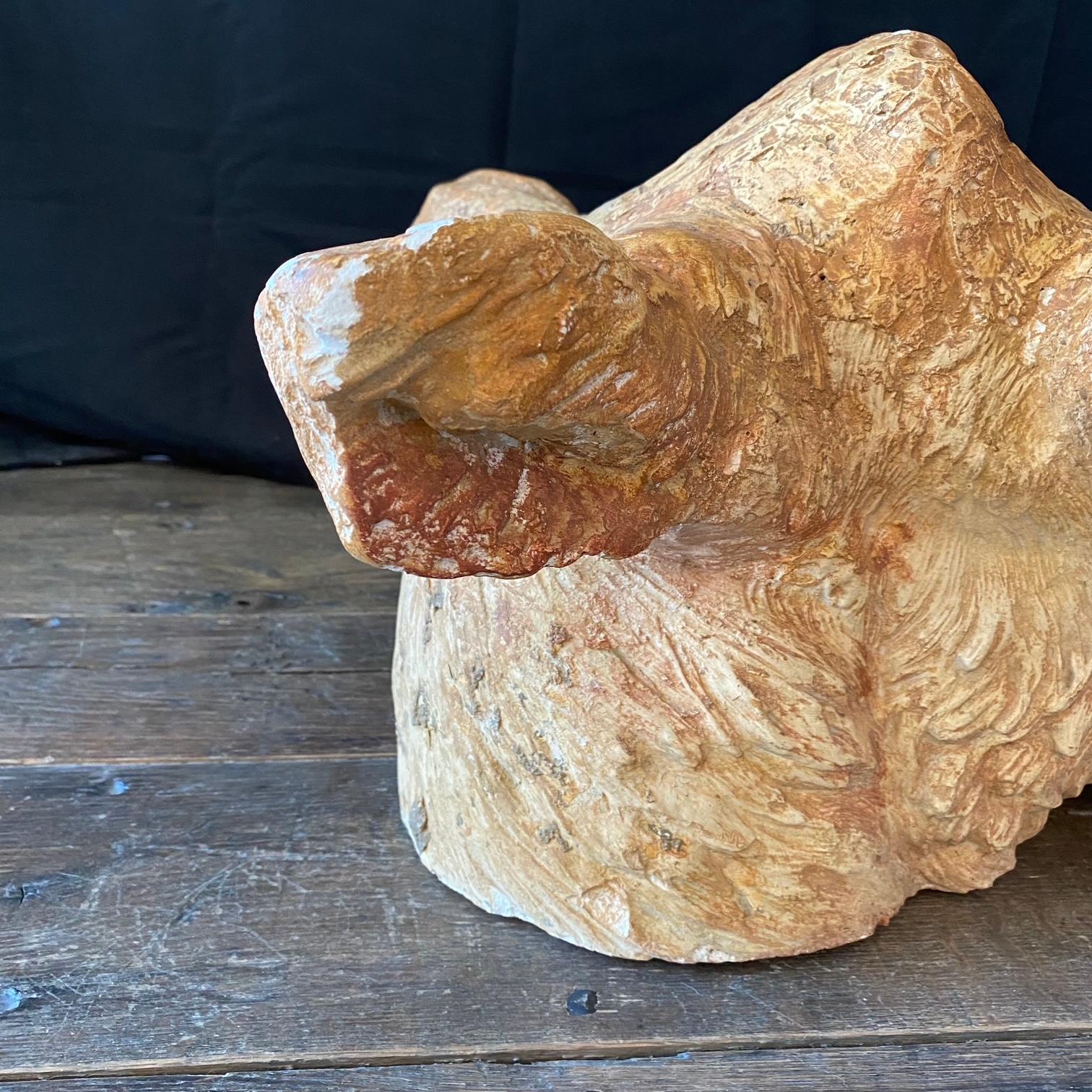 Sculpture de tête de vache ancienne en terre cuite provenant d'une boucherie française en vente 3