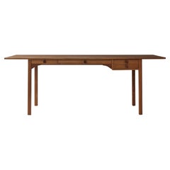 Striking ‘Arkitekten’ desk in oak by Carl Malmsten, Sweden 1951