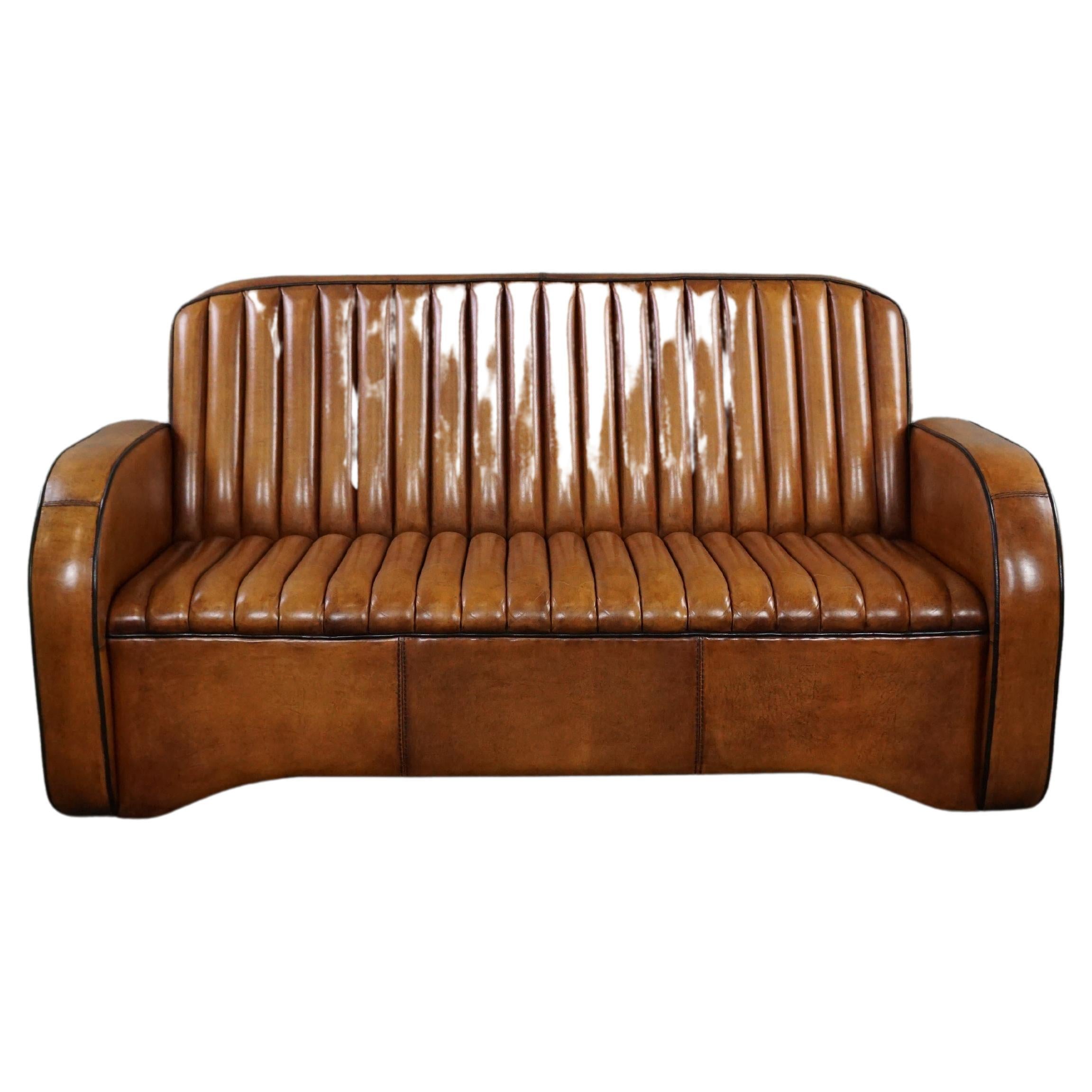 Striking Art Deco design sofa in excellent condition