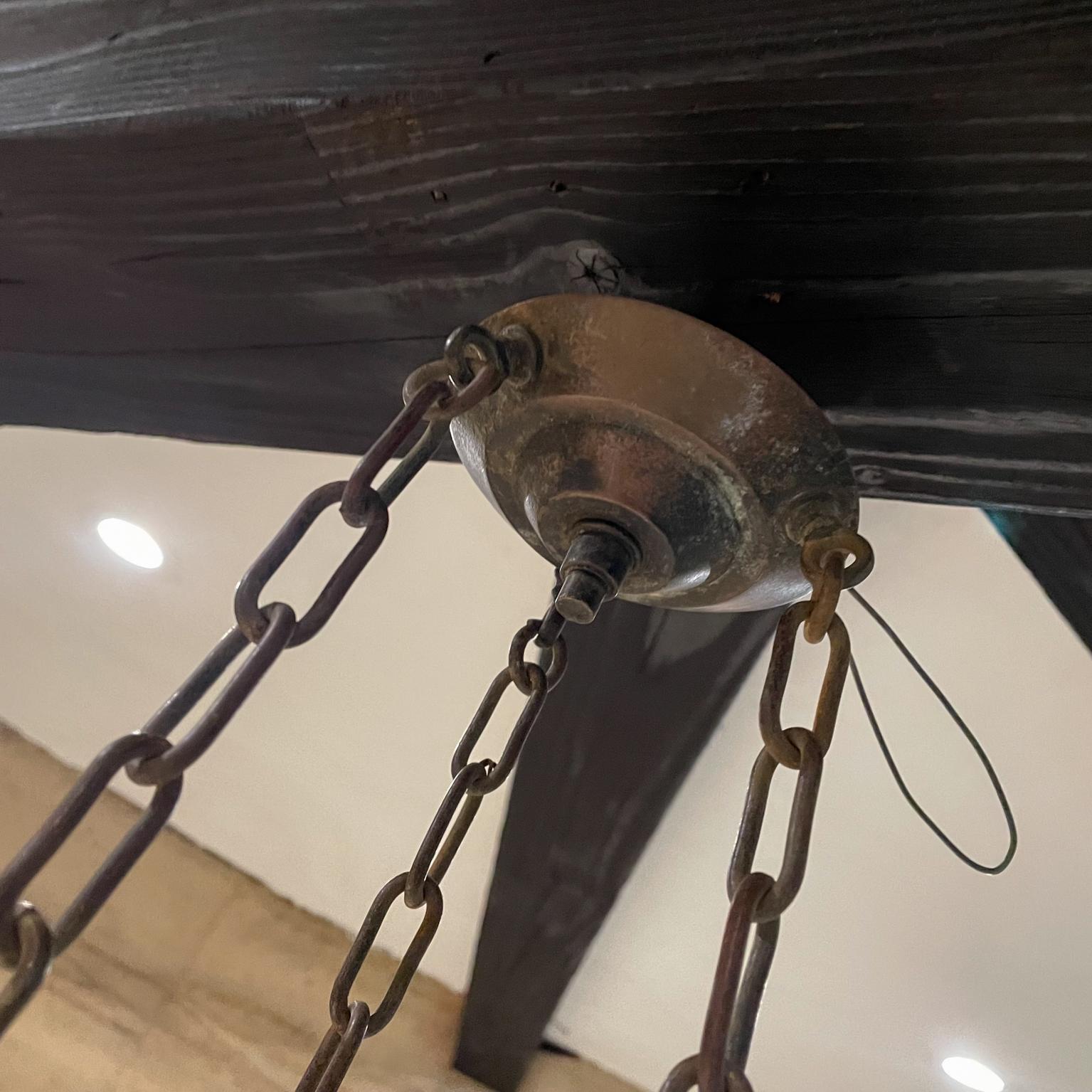 Lámpara Art Decó de los años 50 Colgante candelabro de seis velas Metal en venta