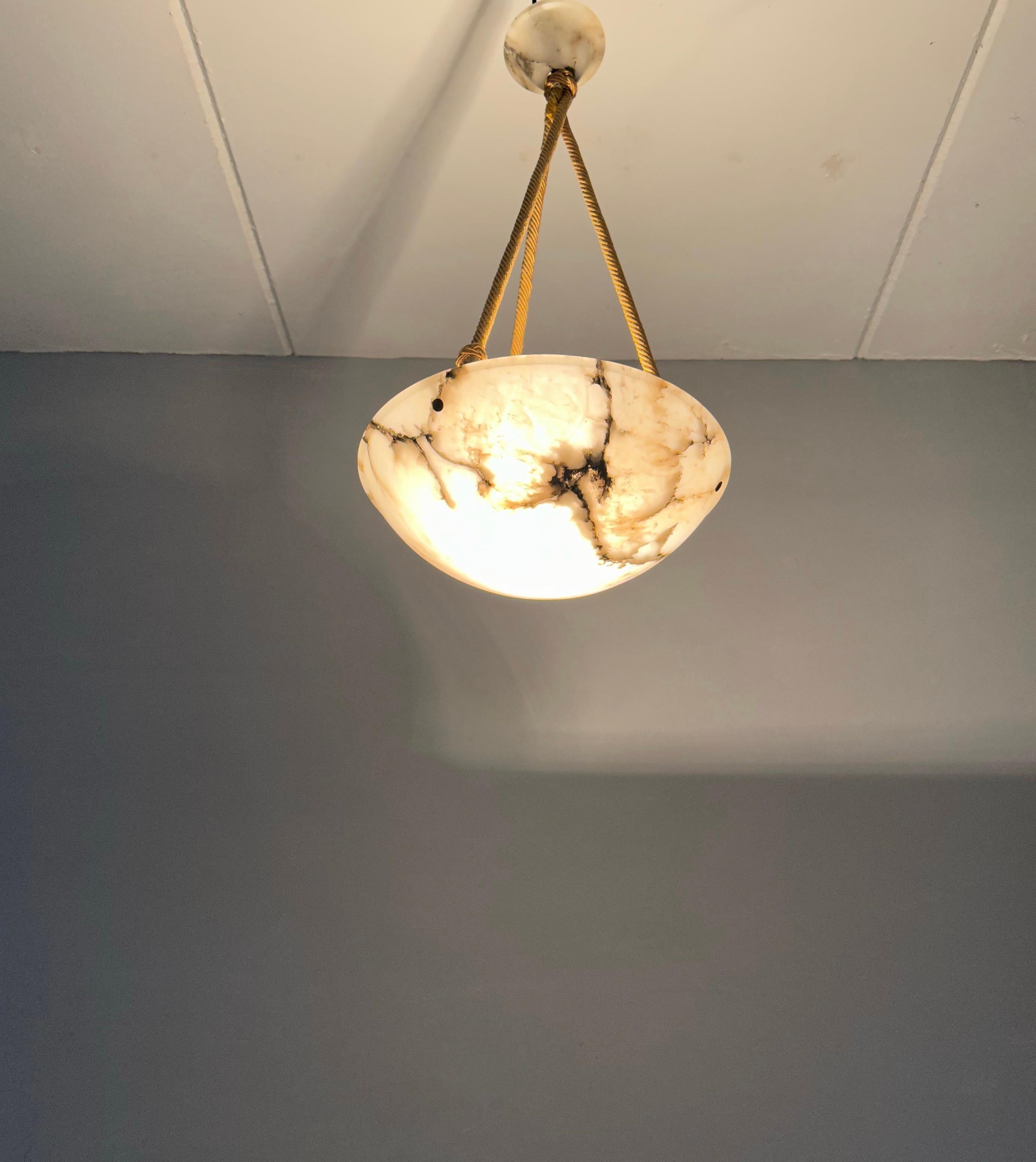 Striking Art Deco White & Black Alabaster Pendant Light w Original Canopy & Rope In Excellent Condition In Lisse, NL