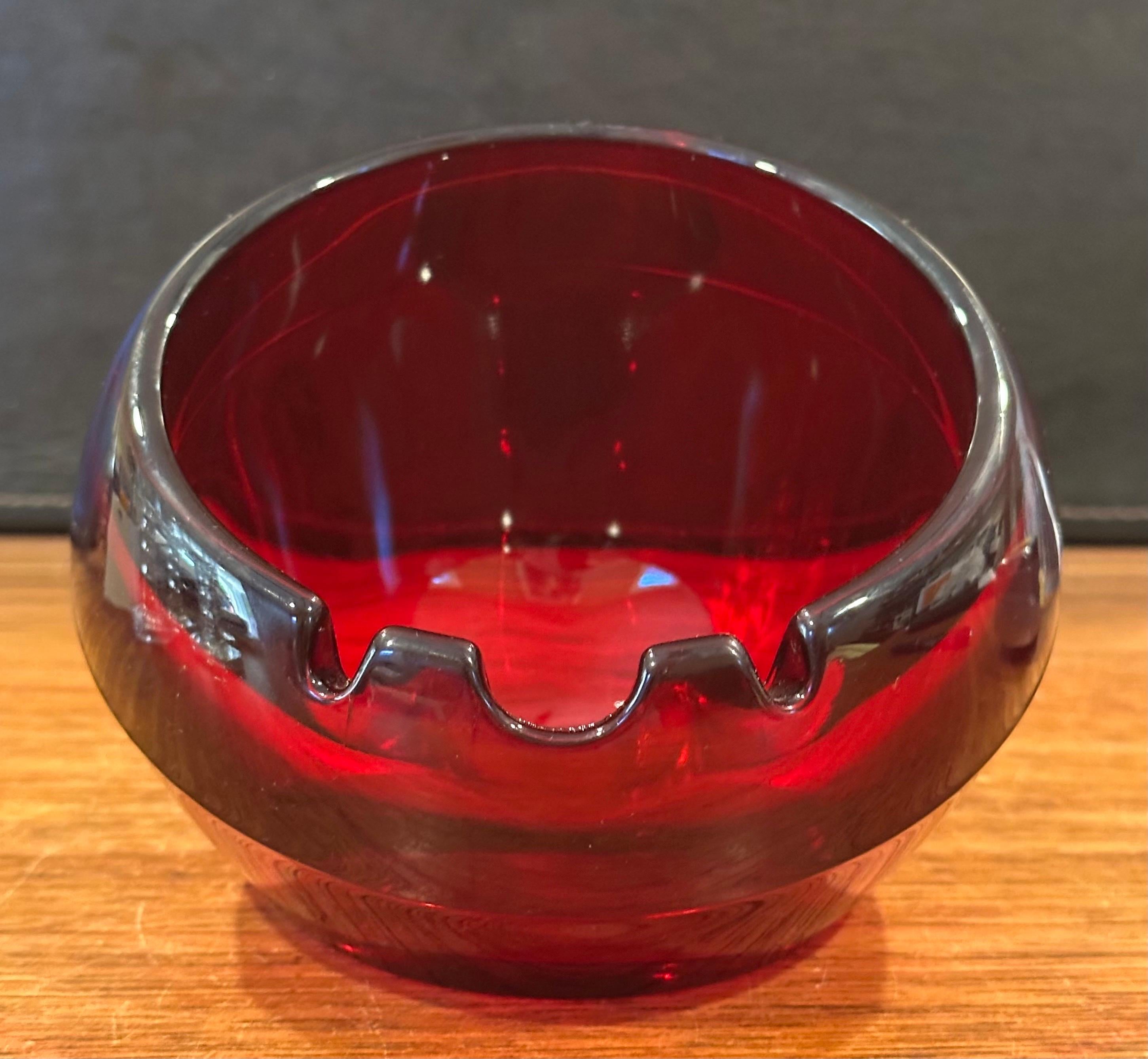 Cendrier en verre d'art 