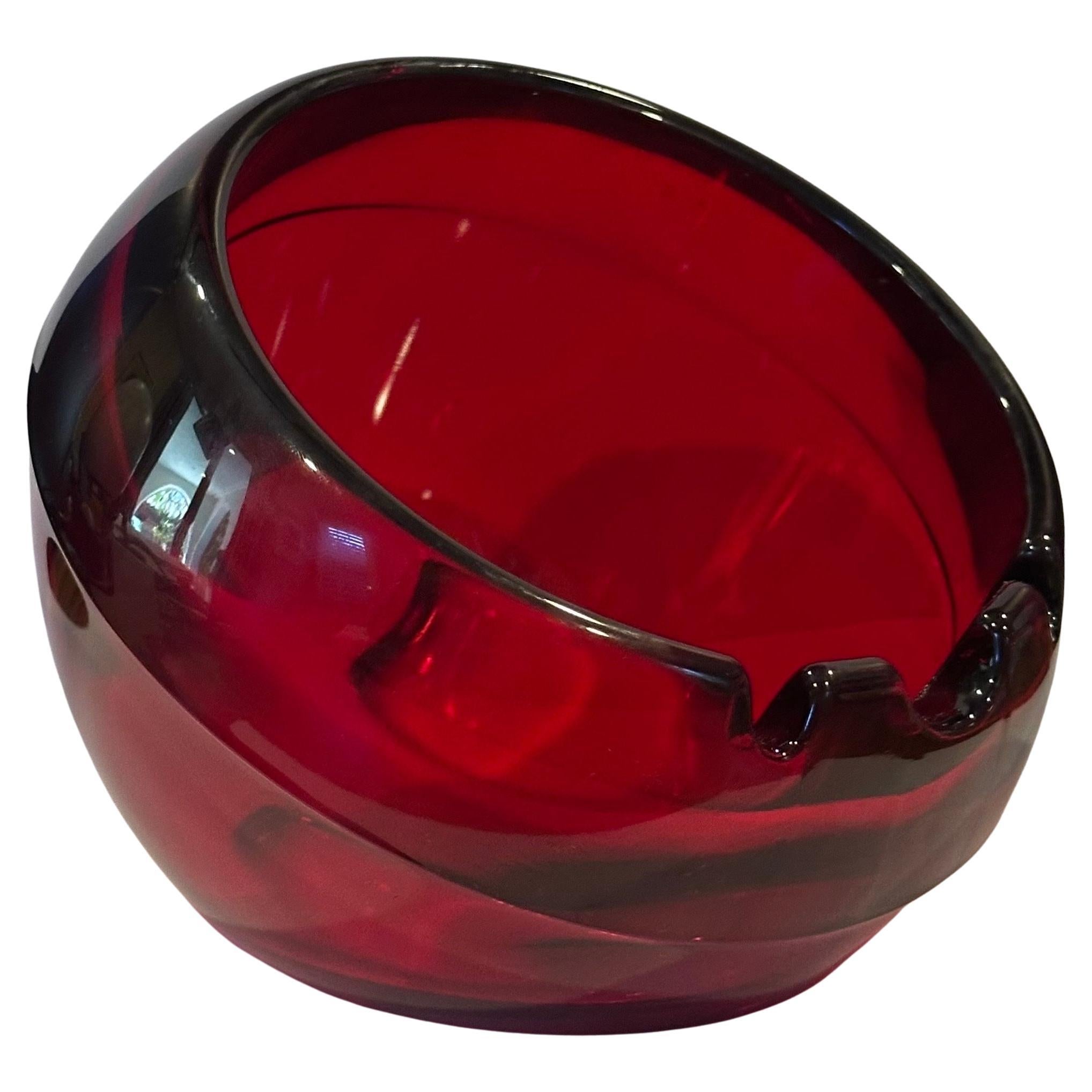 Cendrier en verre d'art 