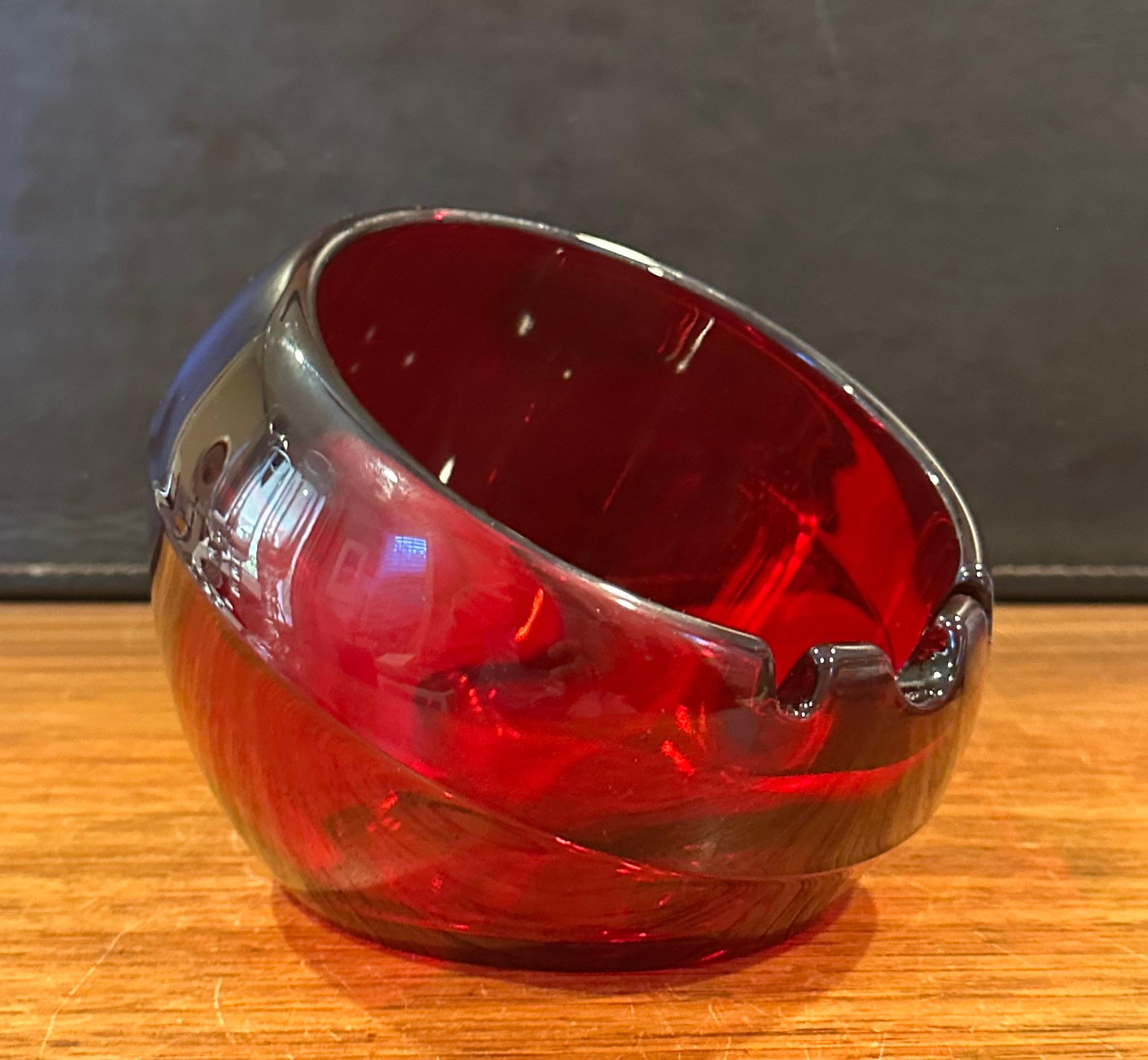 Cendrier en verre d'art 