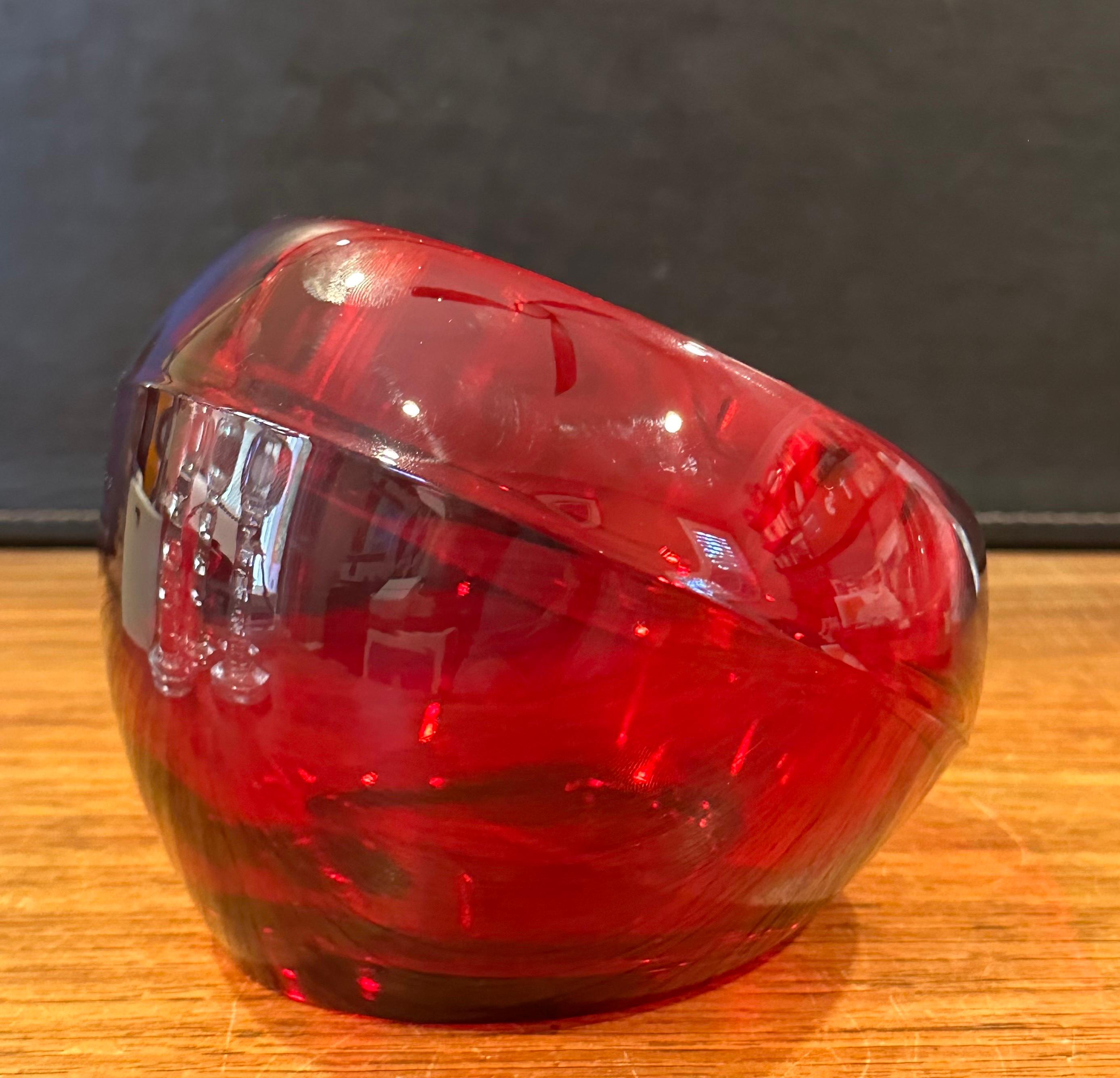 20ième siècle Cendrier en verre d'art 
