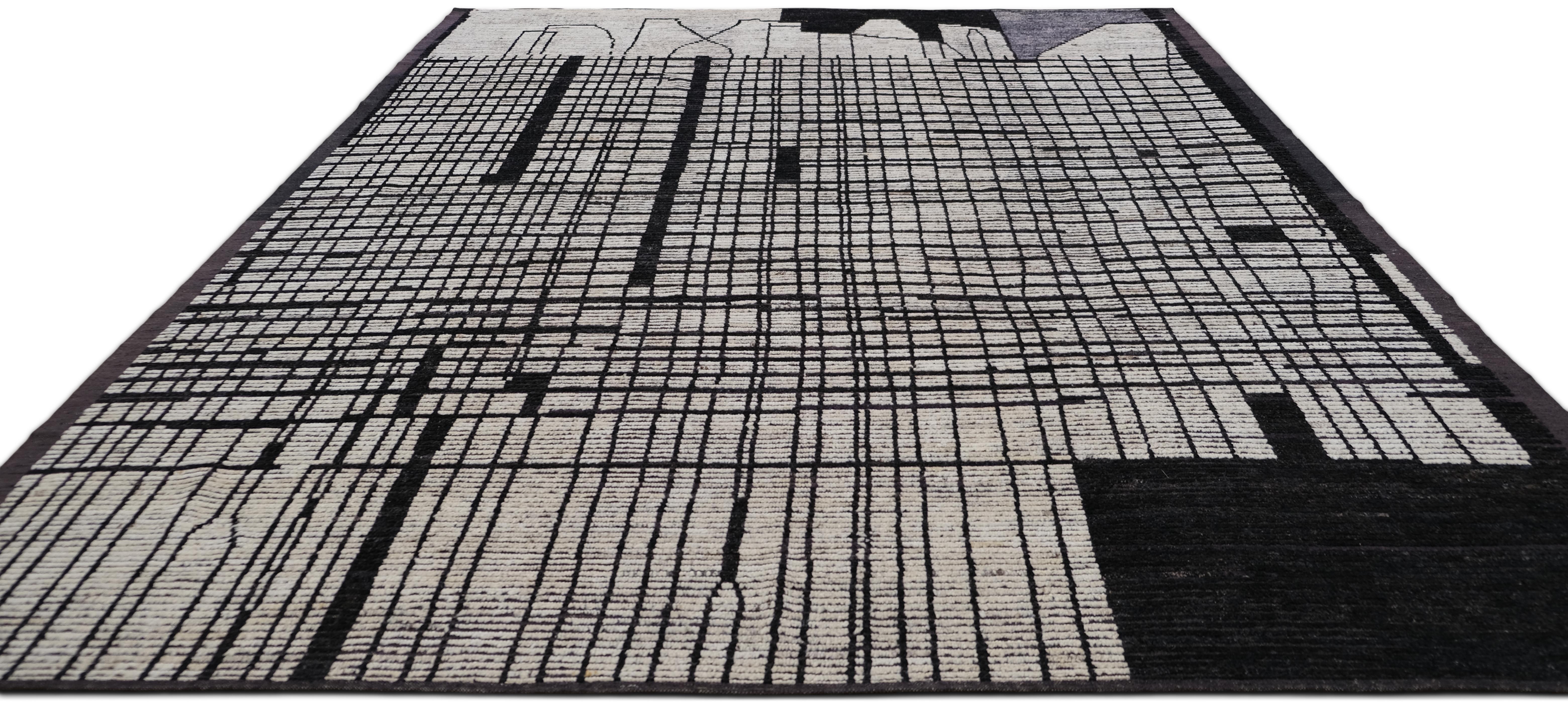 Moderno Tappeto geometrico in lana nero e avorio 9'5''x12'1'' di grande effetto in vendita