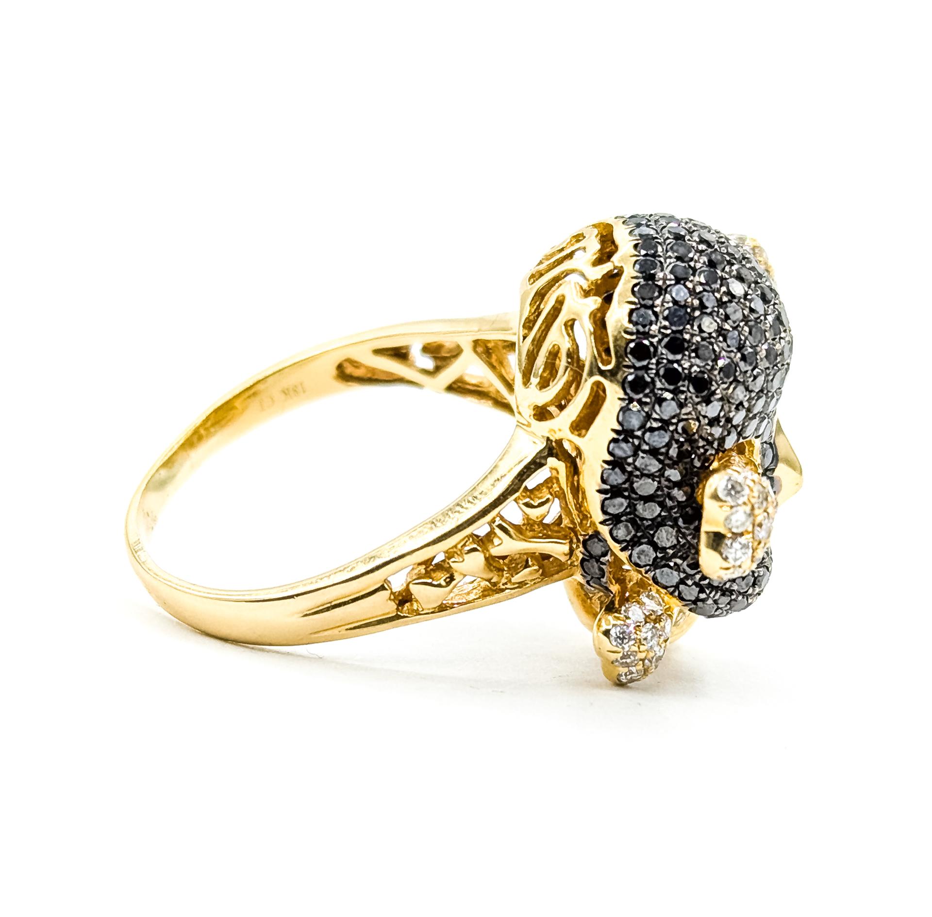 Whiting, anello con teschio di diamanti bianchi e neri in 14k in vendita 4