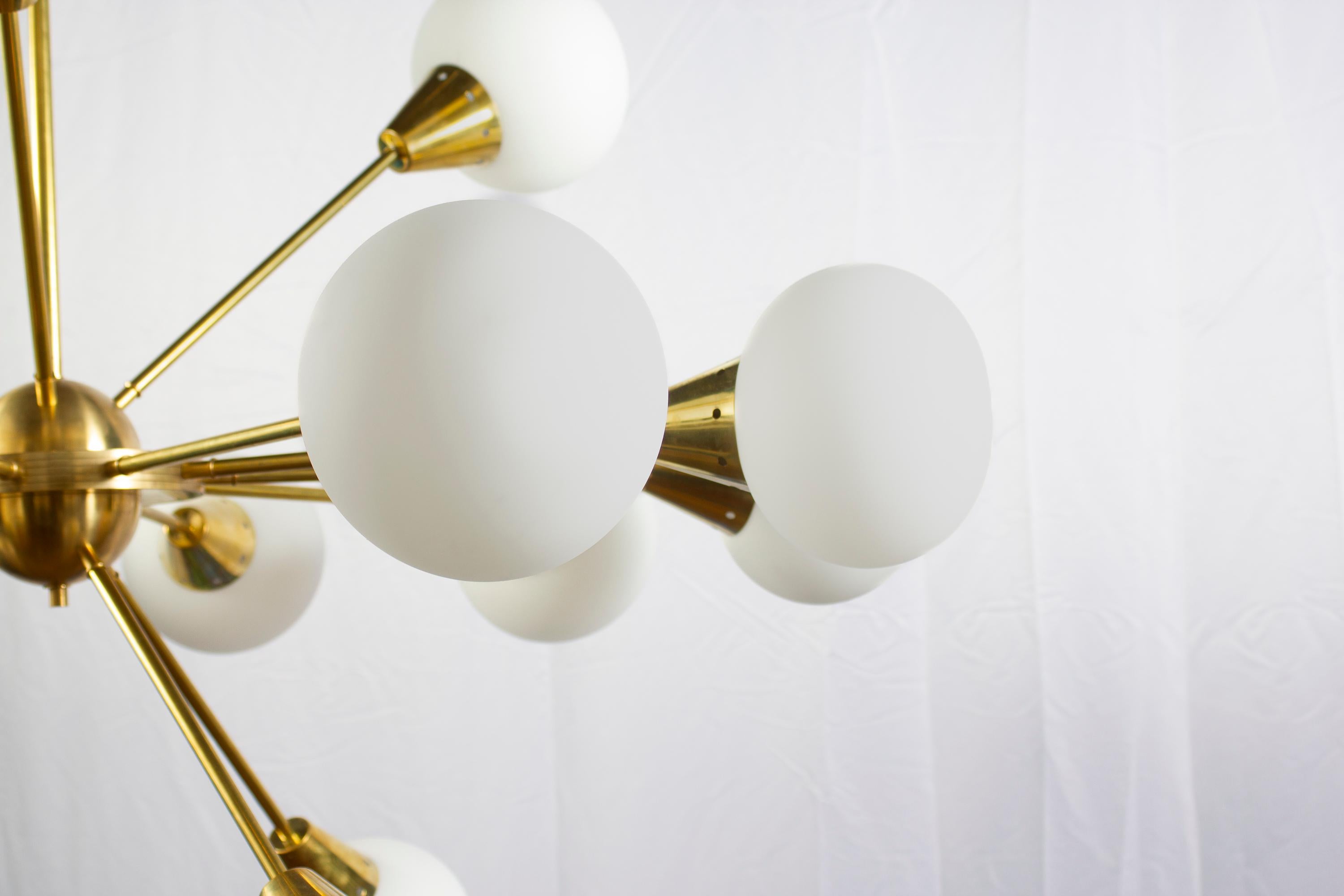 Striking Brass and Opaline Murano Glass Large Sputnik Chandelier Italy 1970' For Sale 9