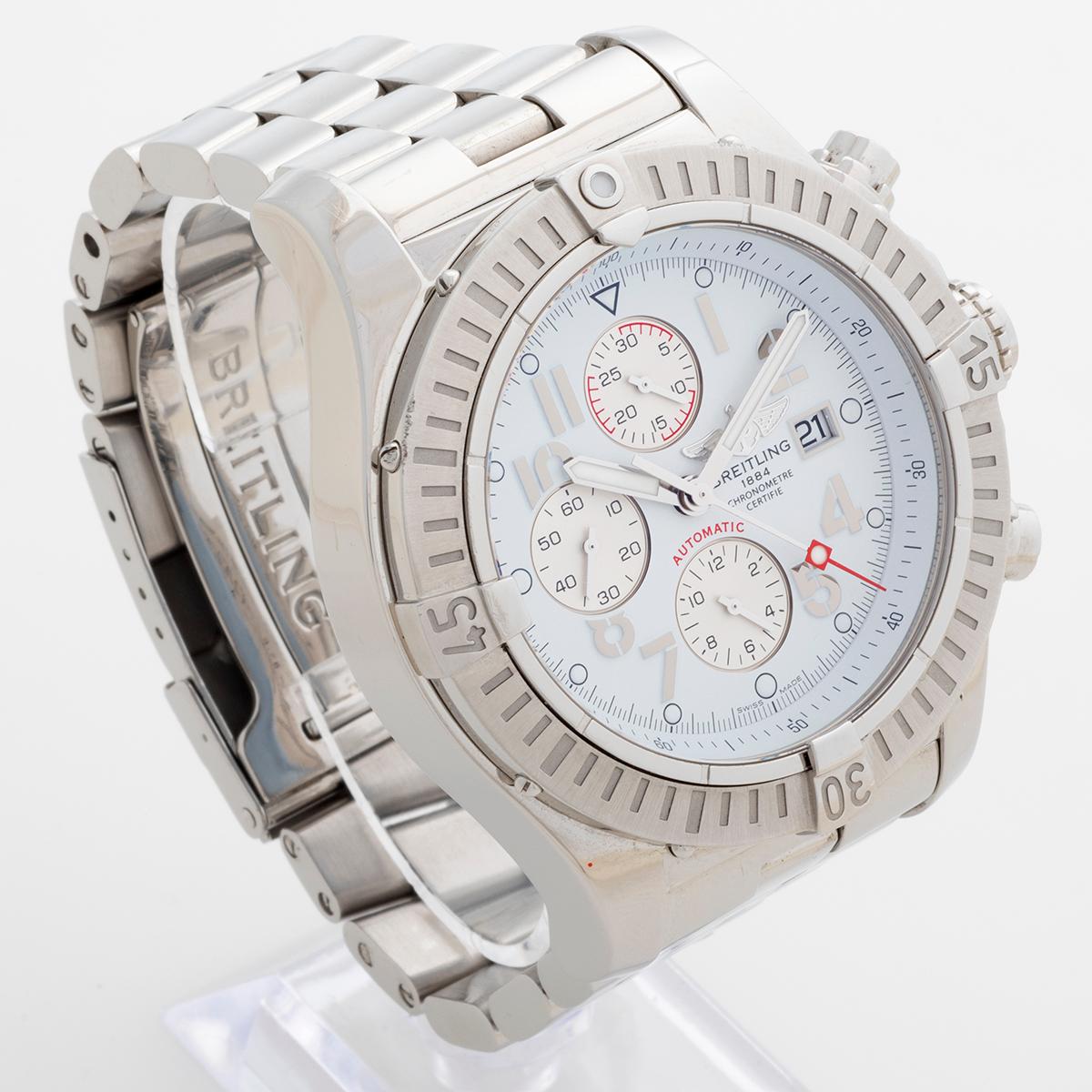 Striking Breitling Super Avenger Chronograph with Date, Ref A1337011 In Excellent Condition In Canterbury, GB
