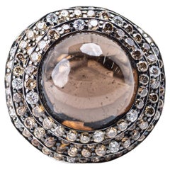 Auffälliger Cabochon-Ring aus schwarzem Quarz und Diamant in 18 Karat Weißgold