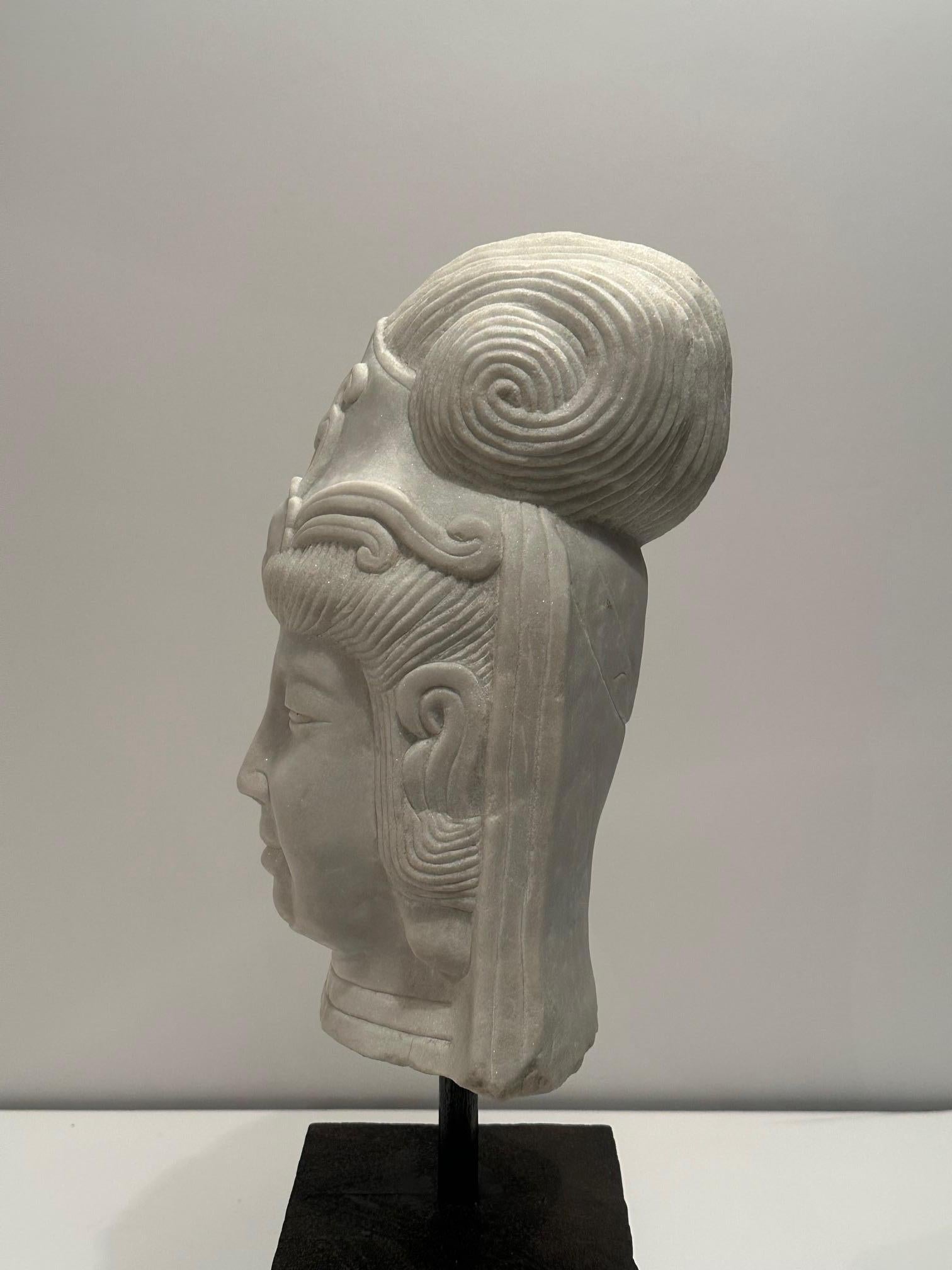 20th Century Striking Carved Marble Bust of Quan Yin Figure on Custom Stand For Sale