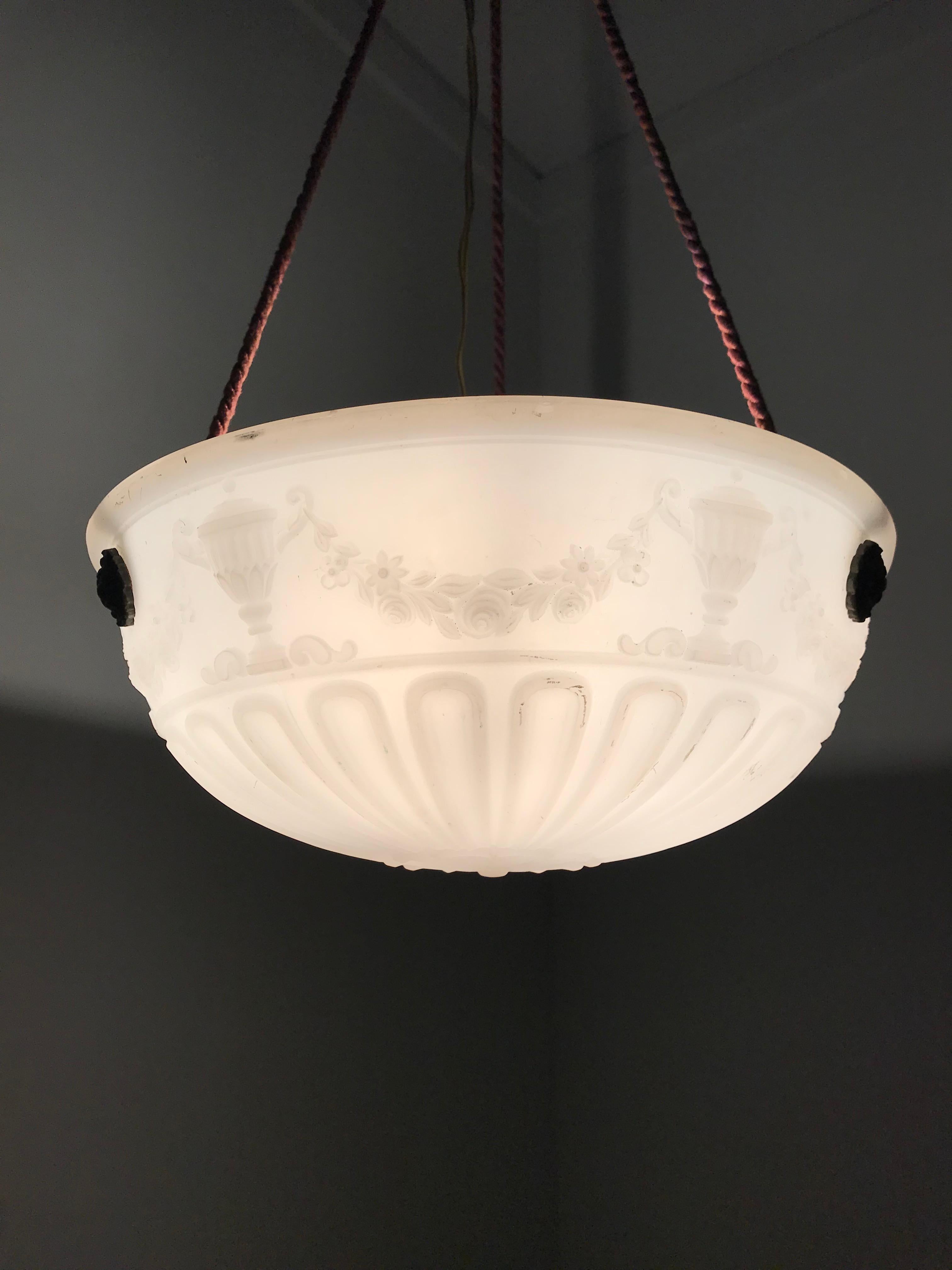 Striking Classical Design Press Glass with Original Rope Pendant / Light Fixture For Sale 2