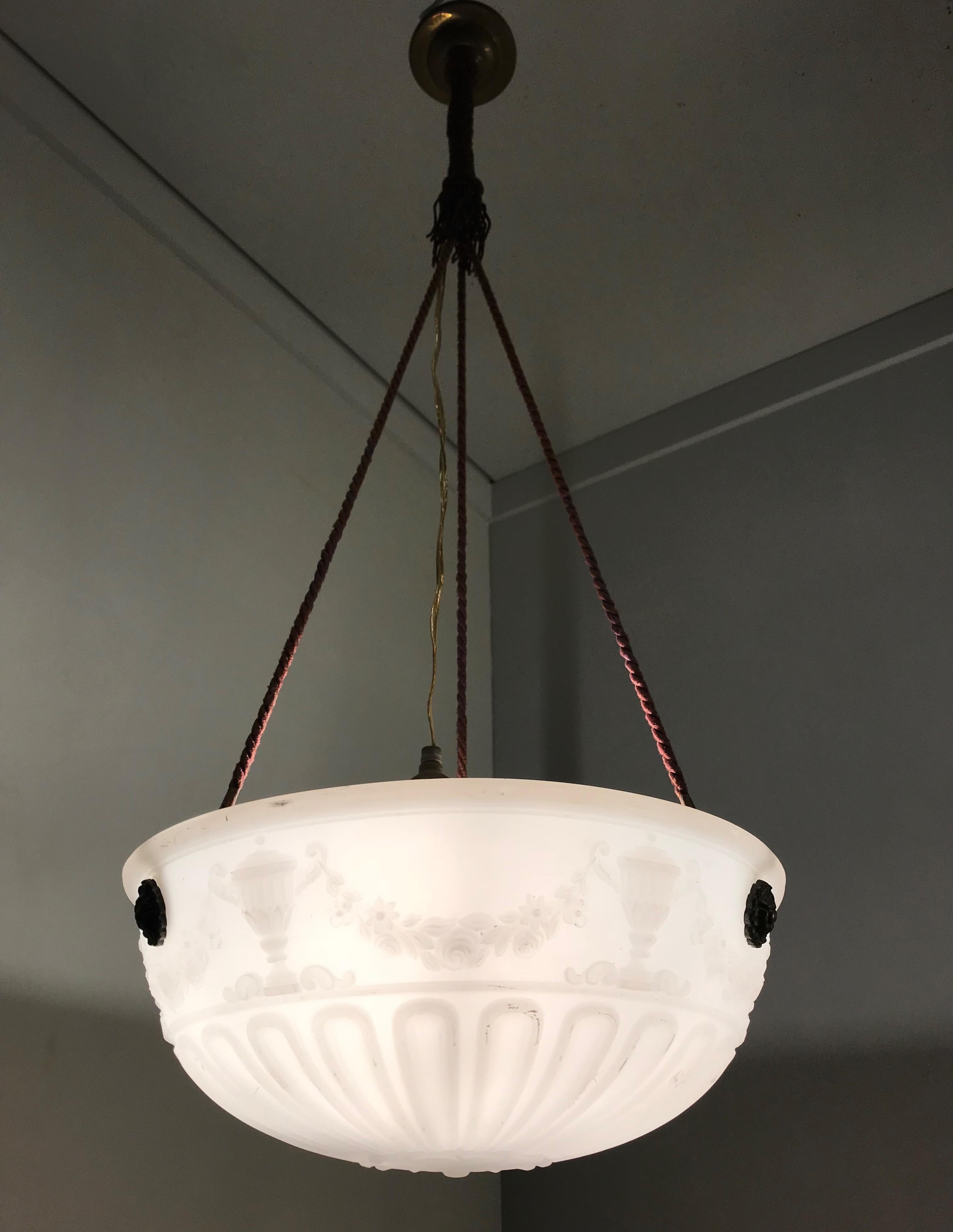 Striking Classical Design Press Glass with Original Rope Pendant / Light Fixture For Sale 9