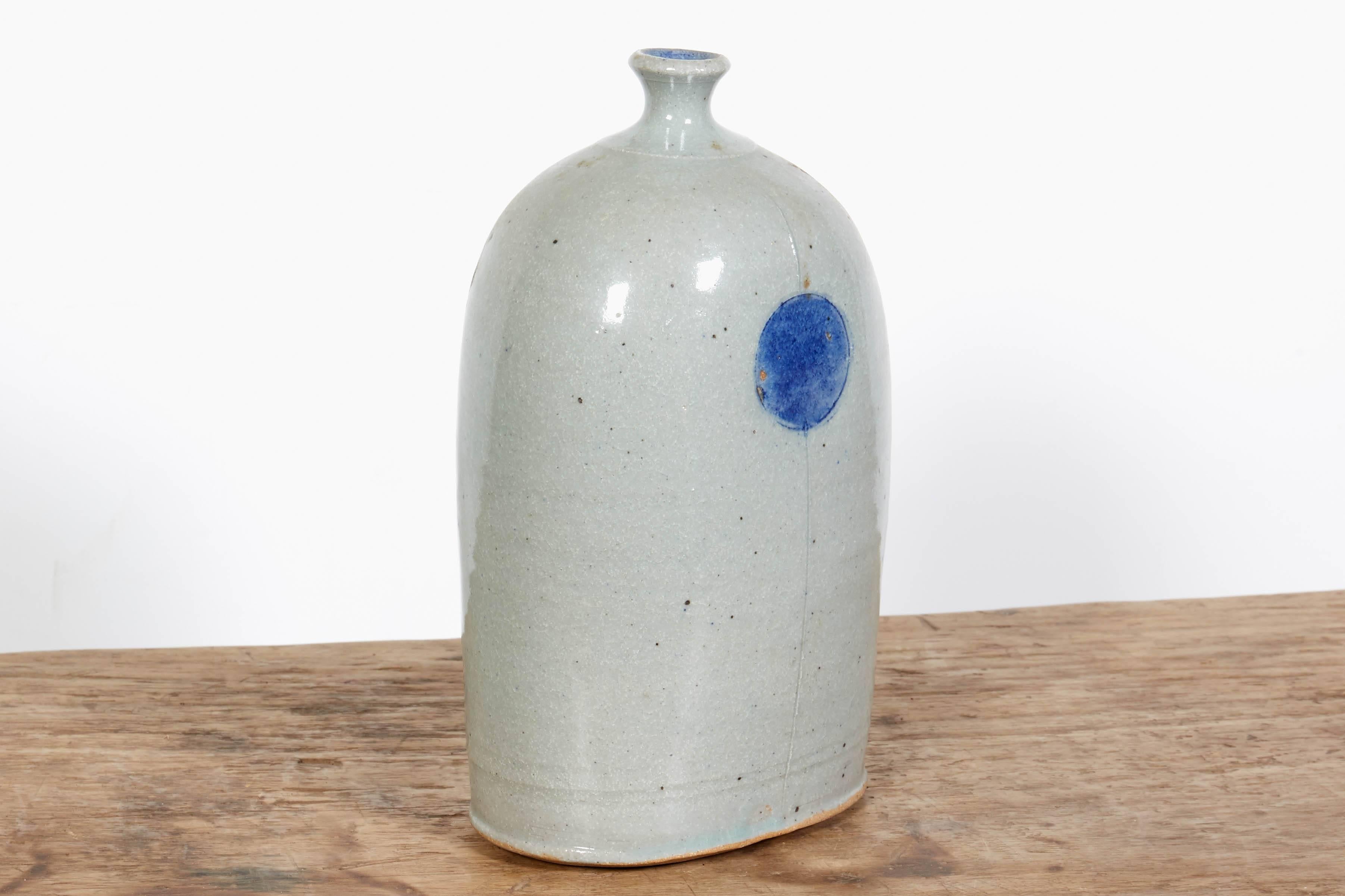 Striking Contemporary Handmade Ceramic Vase In Excellent Condition In New York, NY
