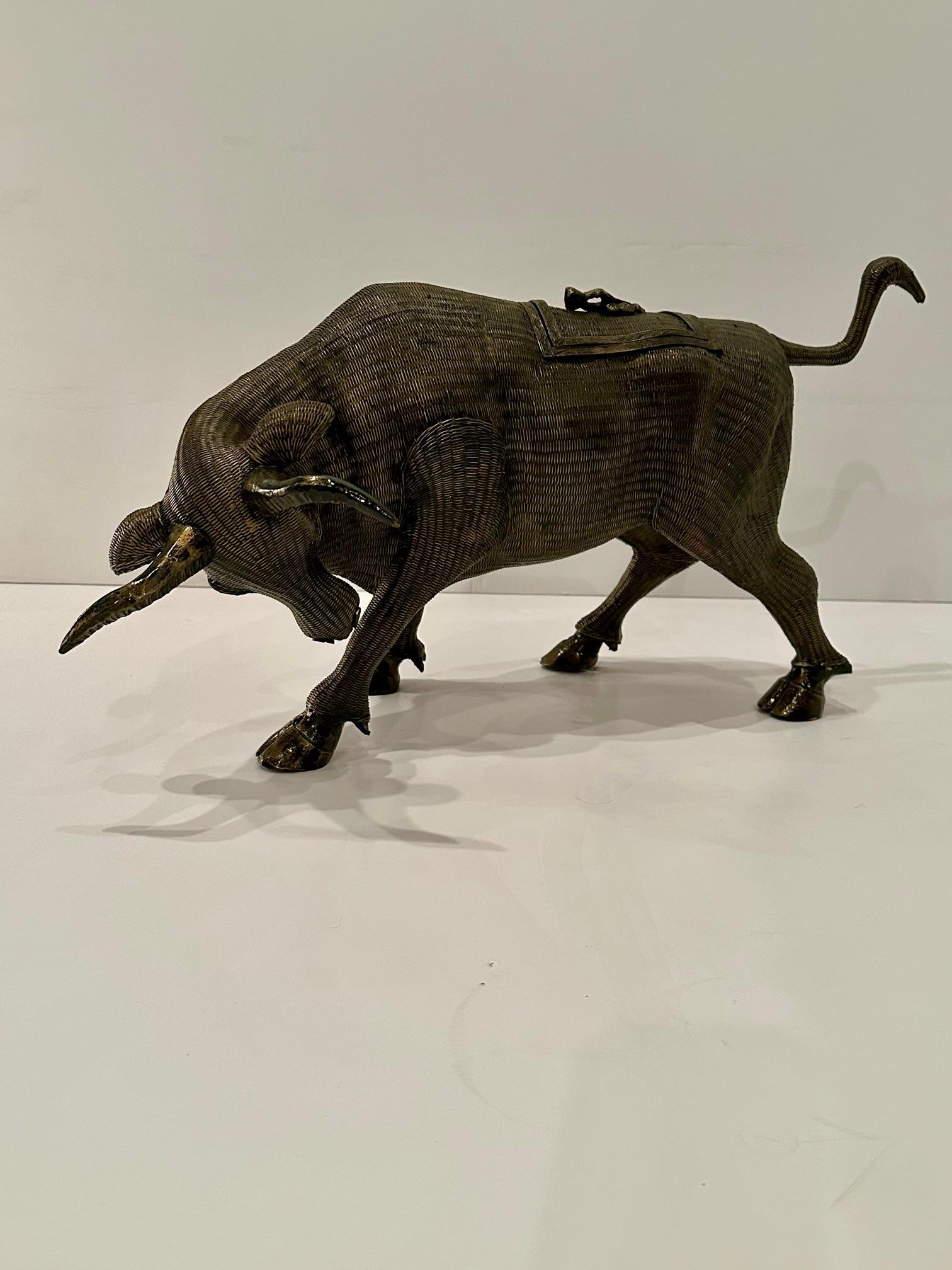 Late 20th Century Striking Decorative Rattan Box in Shape of Bull For Sale