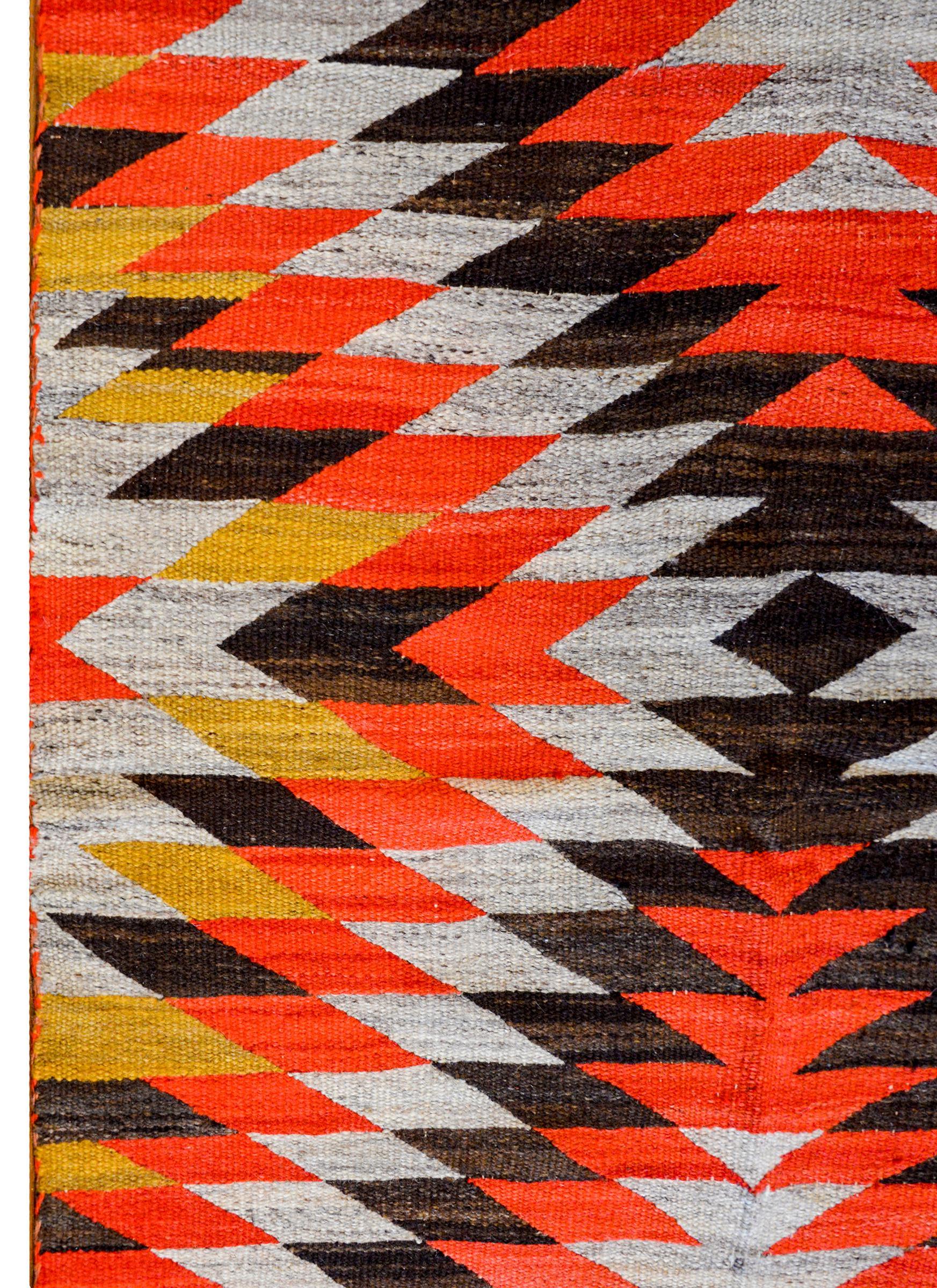 Wool Striking Early 20th Century Navajo Rug