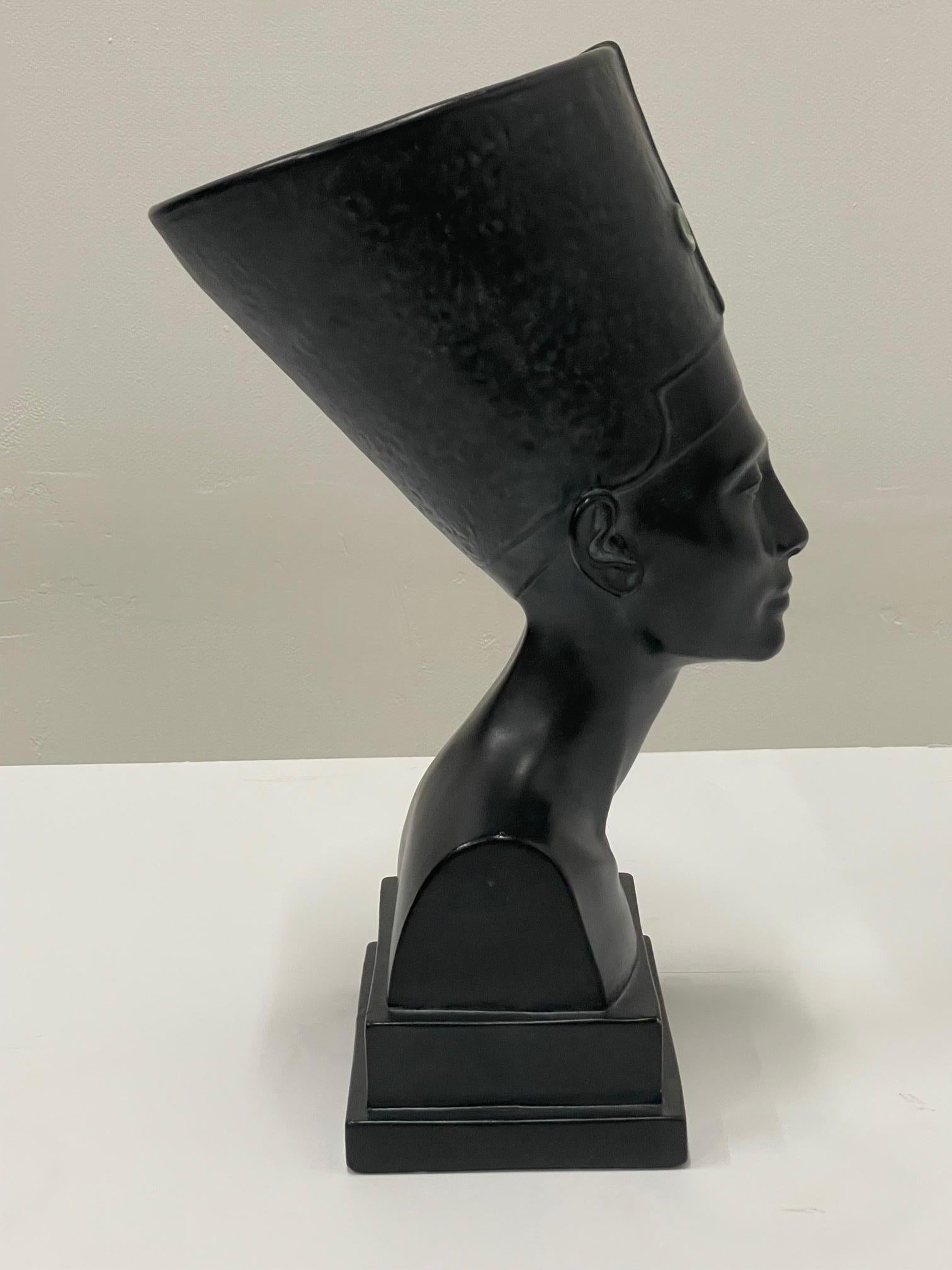 Striking Ebonized Plaster Bust of Nefertiti In Good Condition In Hopewell, NJ