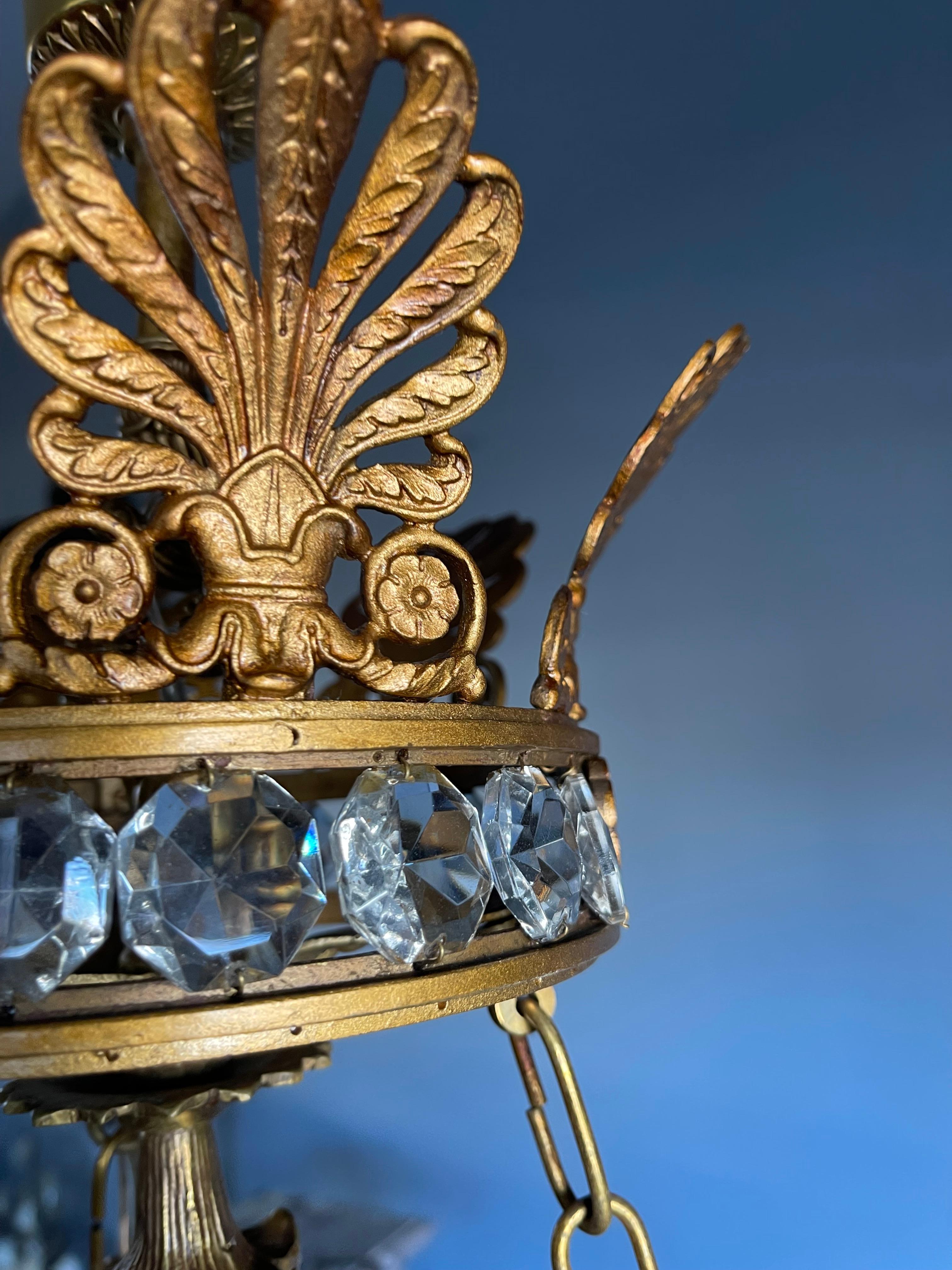 Striking Empire Style Gilt Bronze, Crystal Glass & Alabaster Stone Pendant Light For Sale 5