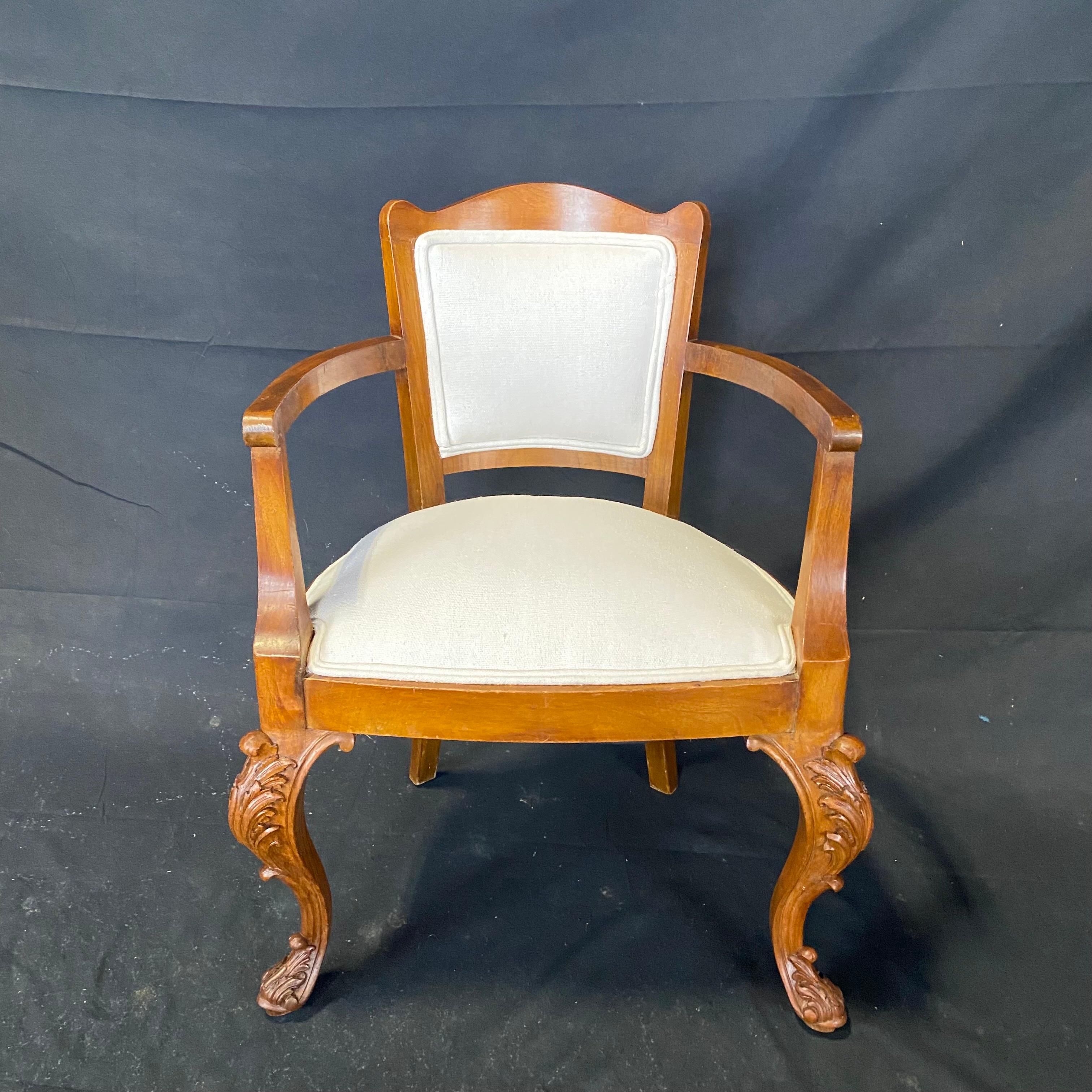  Striking French Louis XV Carved Walnut Chair and Ottoman Set For Sale 6