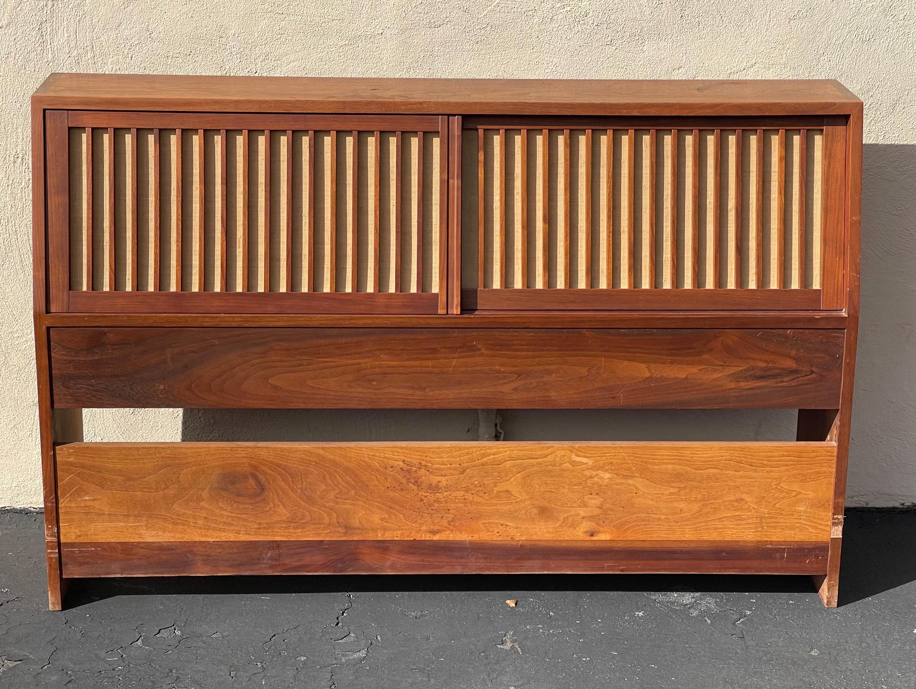 American Striking Handcrafted Storage Headboard by George Nakashima with Paperwork, 1959 For Sale