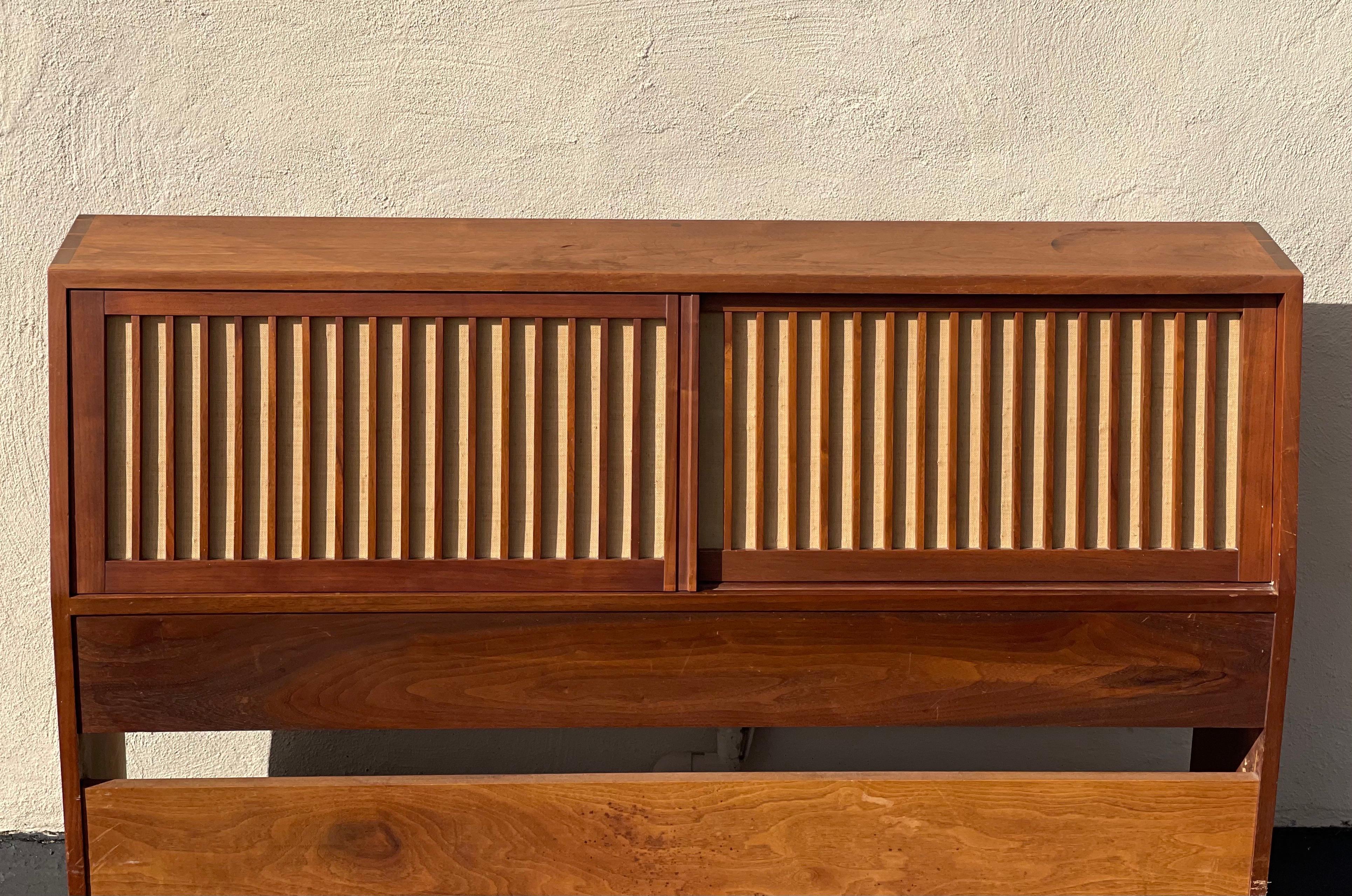 Walnut Striking Handcrafted Storage Headboard by George Nakashima with Paperwork, 1959