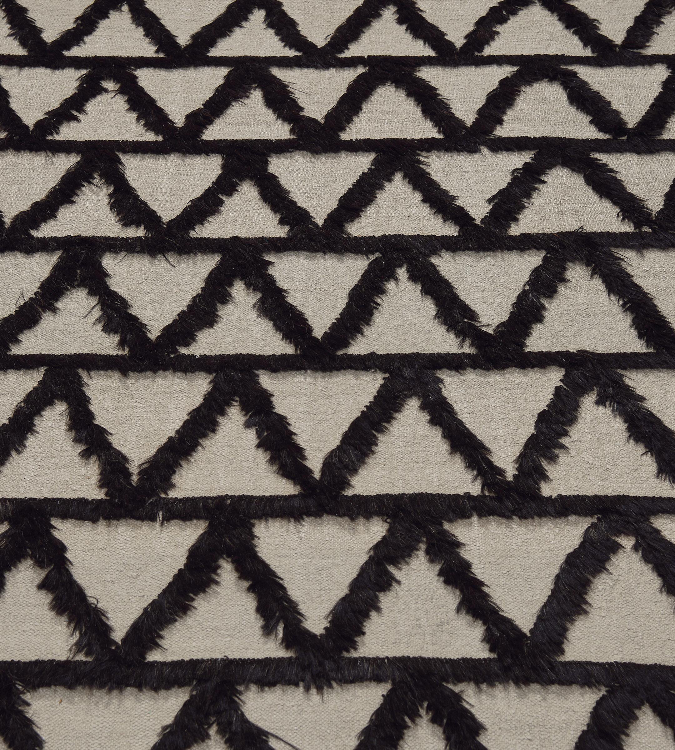 Striking Handwoven Vintage Turkish Zigzag Rug For Sale 2
