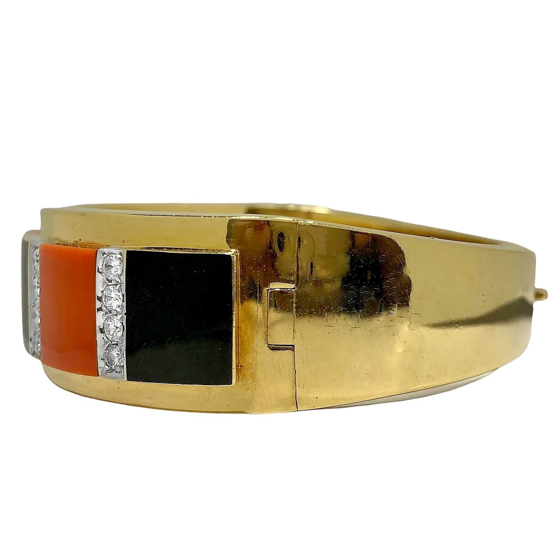 Striking Italian 18K Yellow Gold, Diamond, Onyx and Vivid Coral Bangle Bracelet For Sale 1