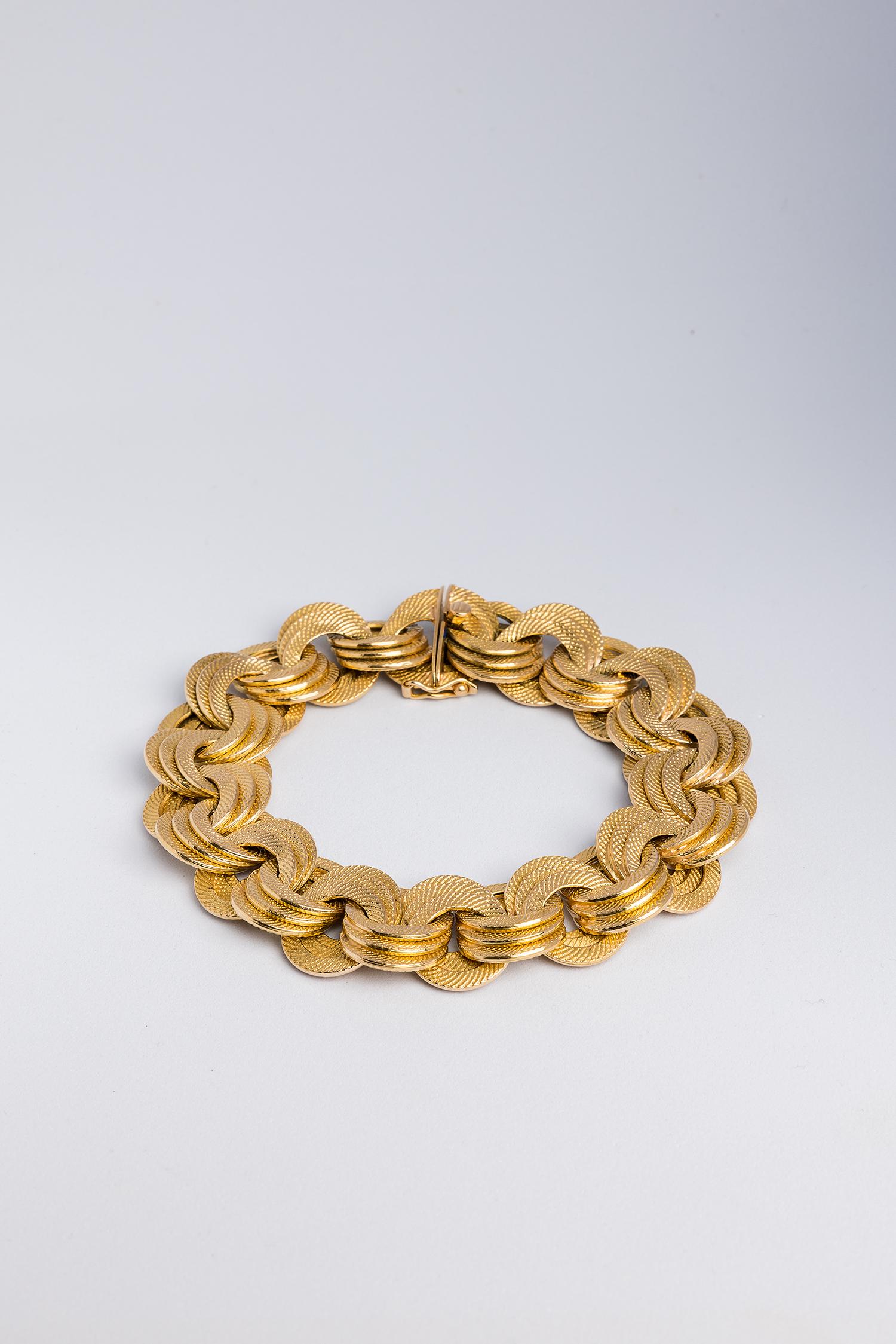 Italienisches Gliederarmband aus 18 Karat Gelbgold von Napoleone Marchisio aus den 1960er Jahren im Zustand „Gut“ in Malmö, Skåne län