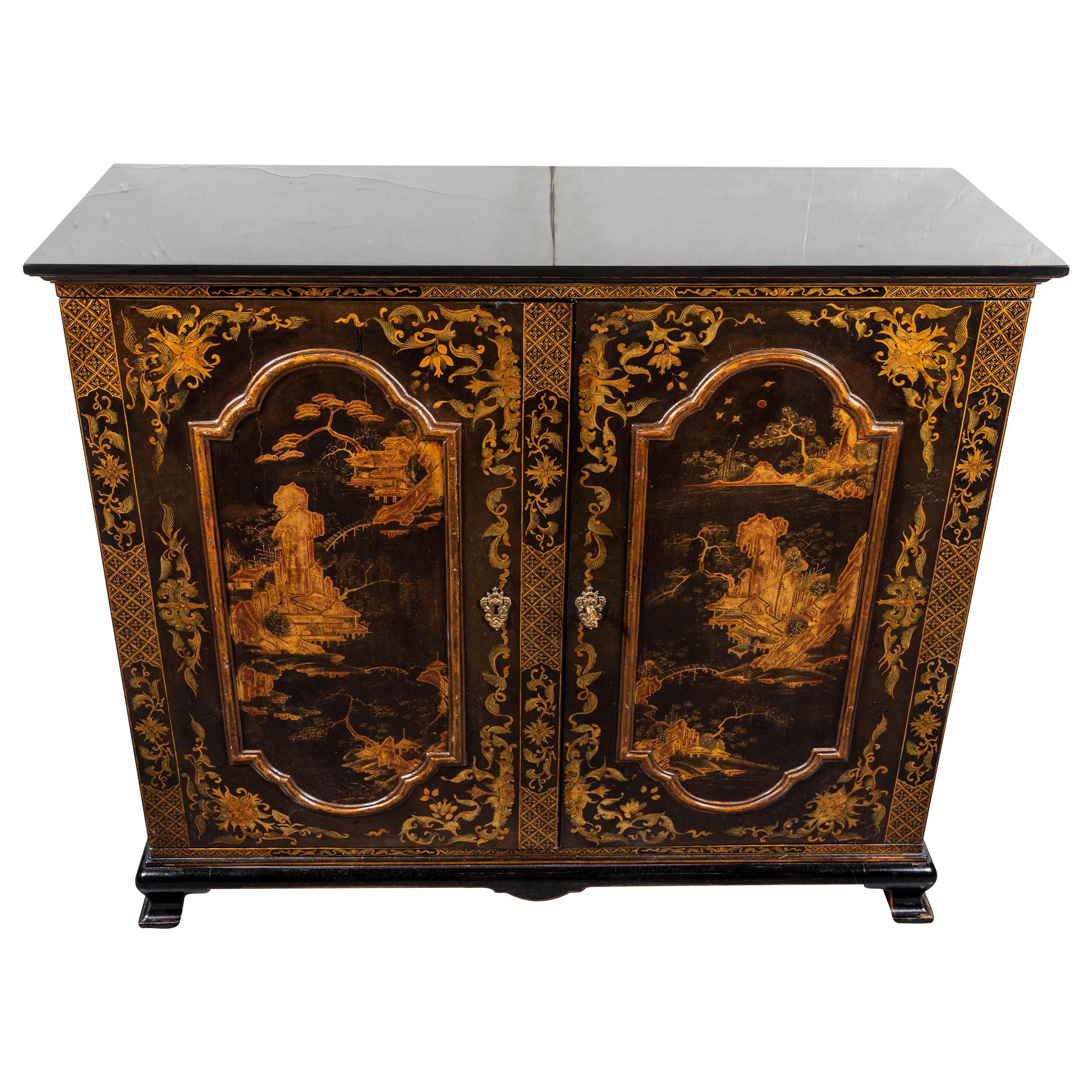 Auffälliger, italienischer, Chinoiserie-Schrank
