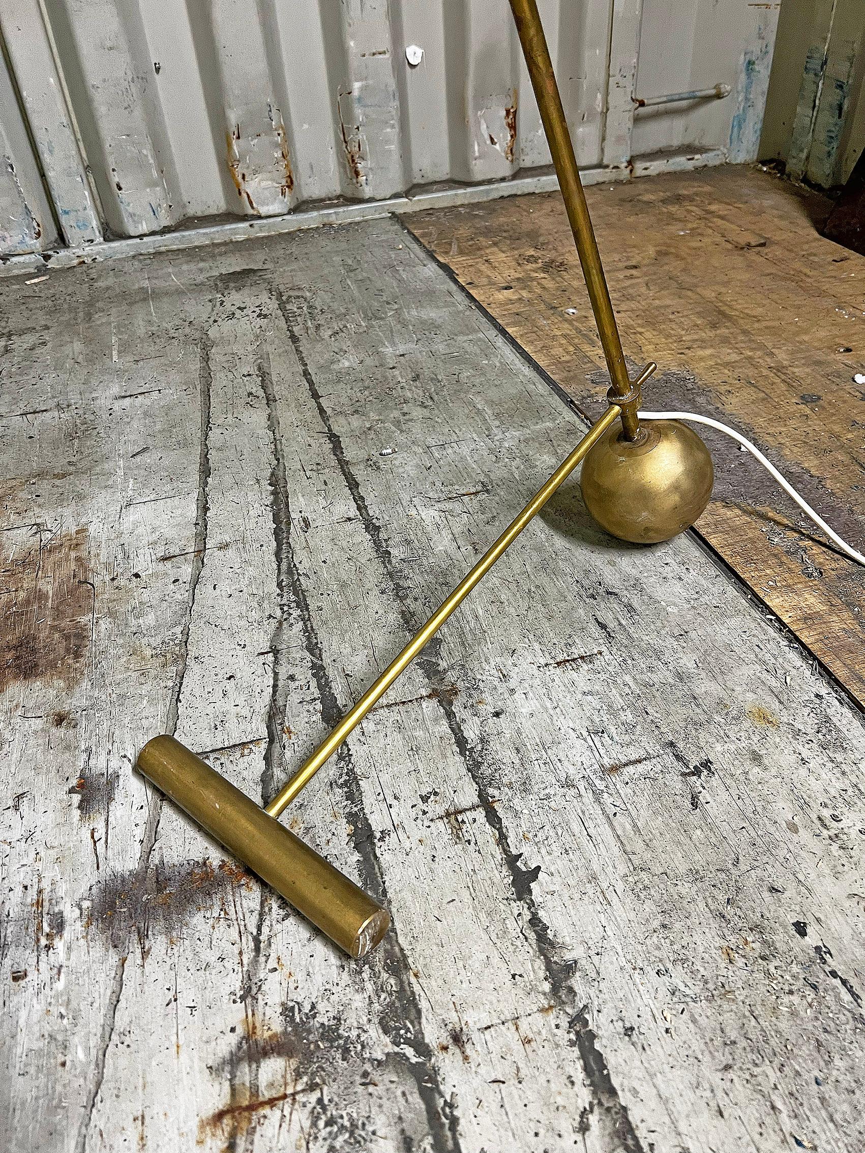 Striking Italian Floor Lamp In Mid-Century Style of Stilnovo In Good Condition For Sale In Örebro, SE