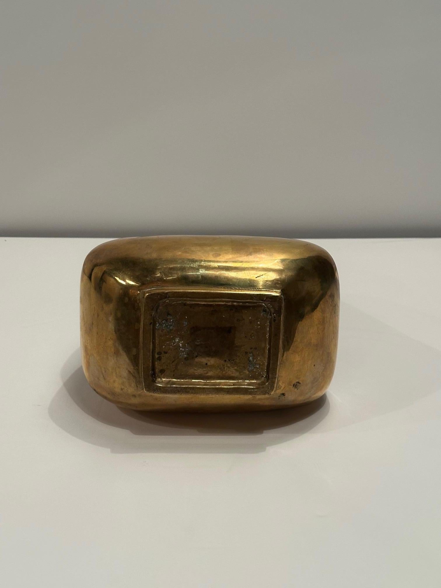 Llamativo Jarrón Japonés de Bronce y Latón Pulido Hecho a Mano en venta 6