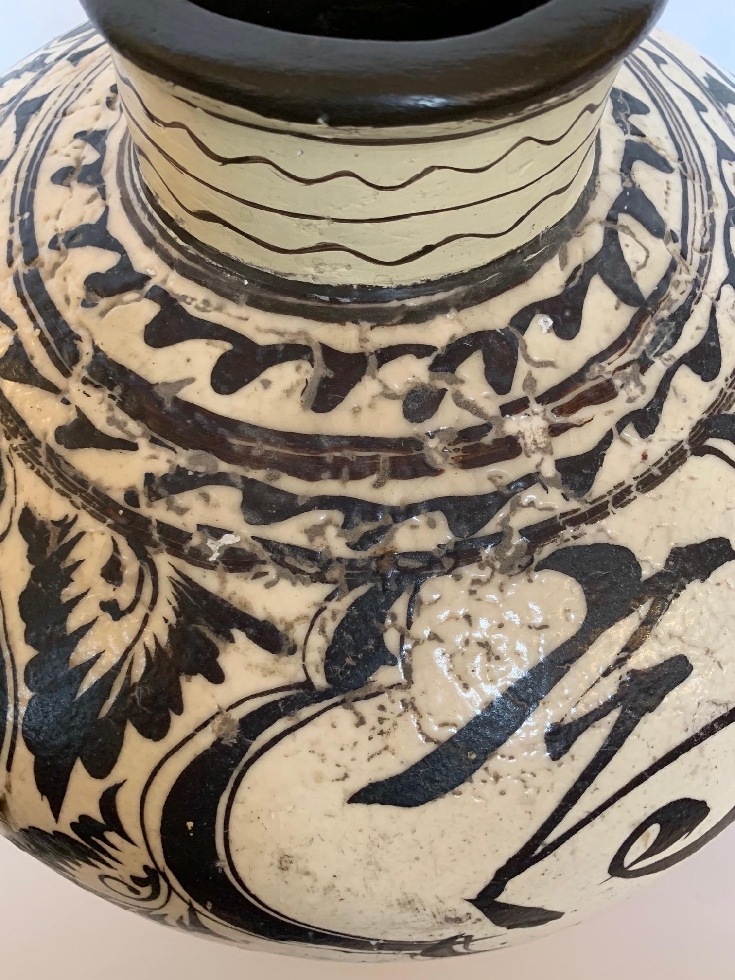 Chinese Striking Large Cizhou Ware Vessel Vase