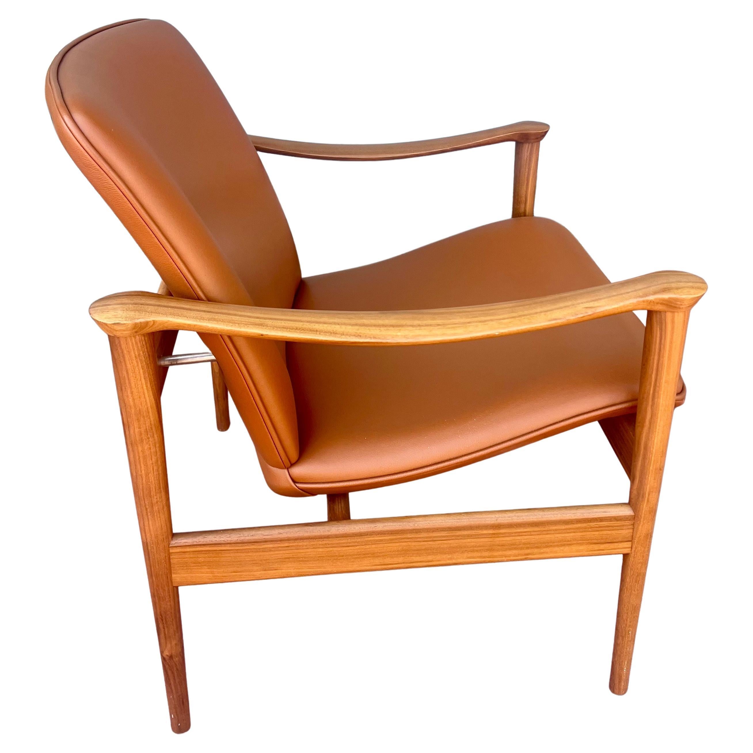 Norwegian Striking Lounge Club Chair by Fredrik Kayser New in Walnut Model 711