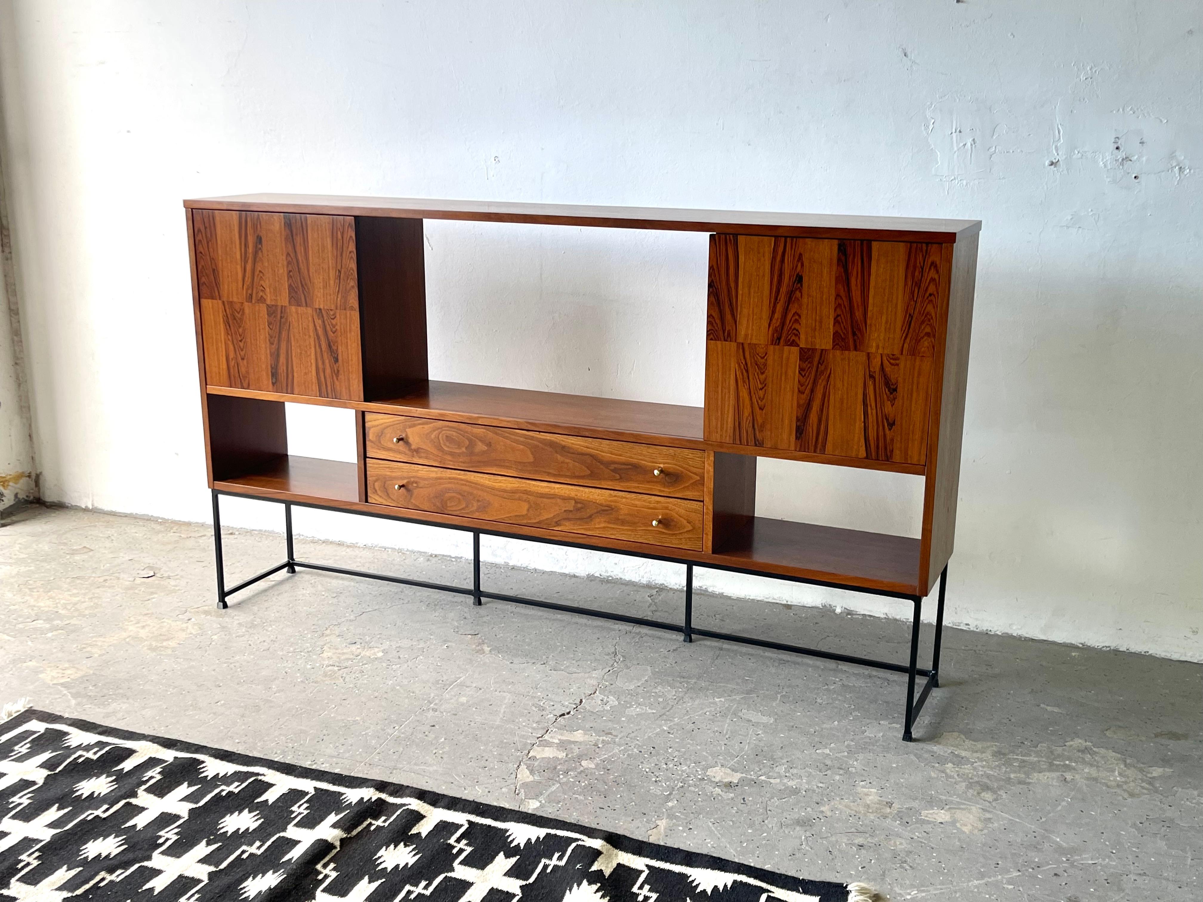 Mid-20th Century Striking Mid-Century Display Cabinet from Stanley's Linear Precision Group
