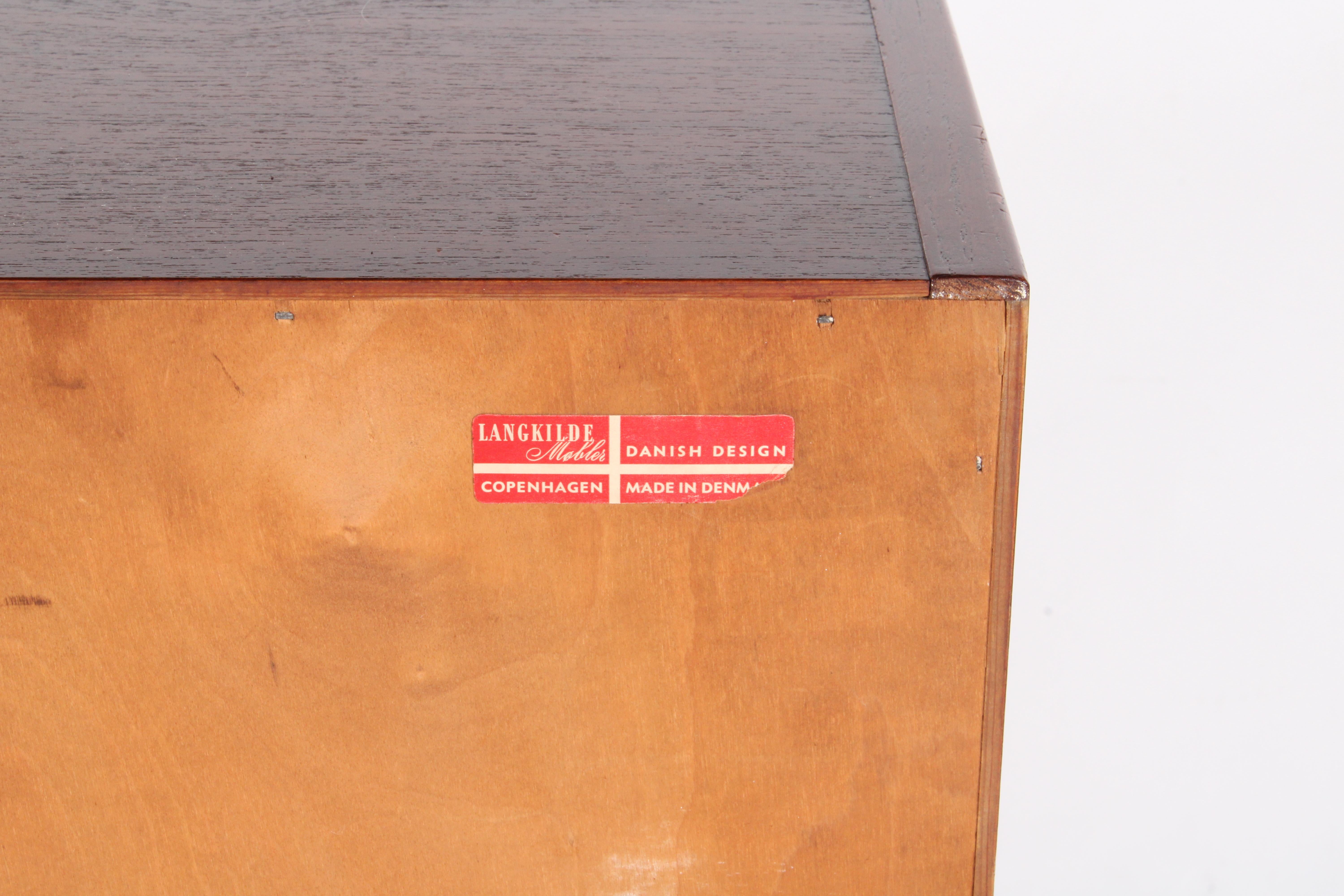 Strepitosa cassettiera danese Mid Century Modern Tallboy in vendita 3