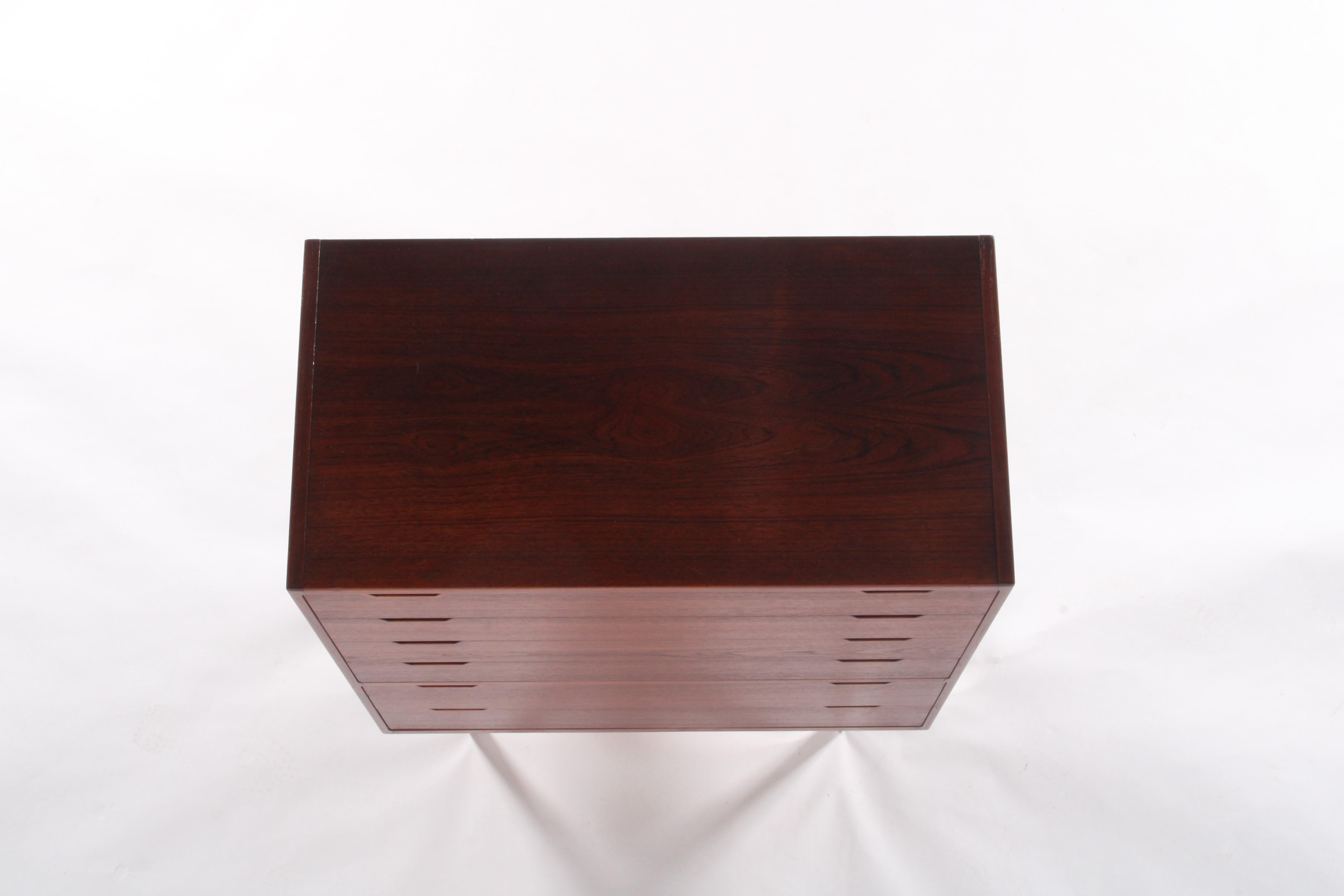 Strepitosa cassettiera danese Mid Century Modern Tallboy in vendita 5