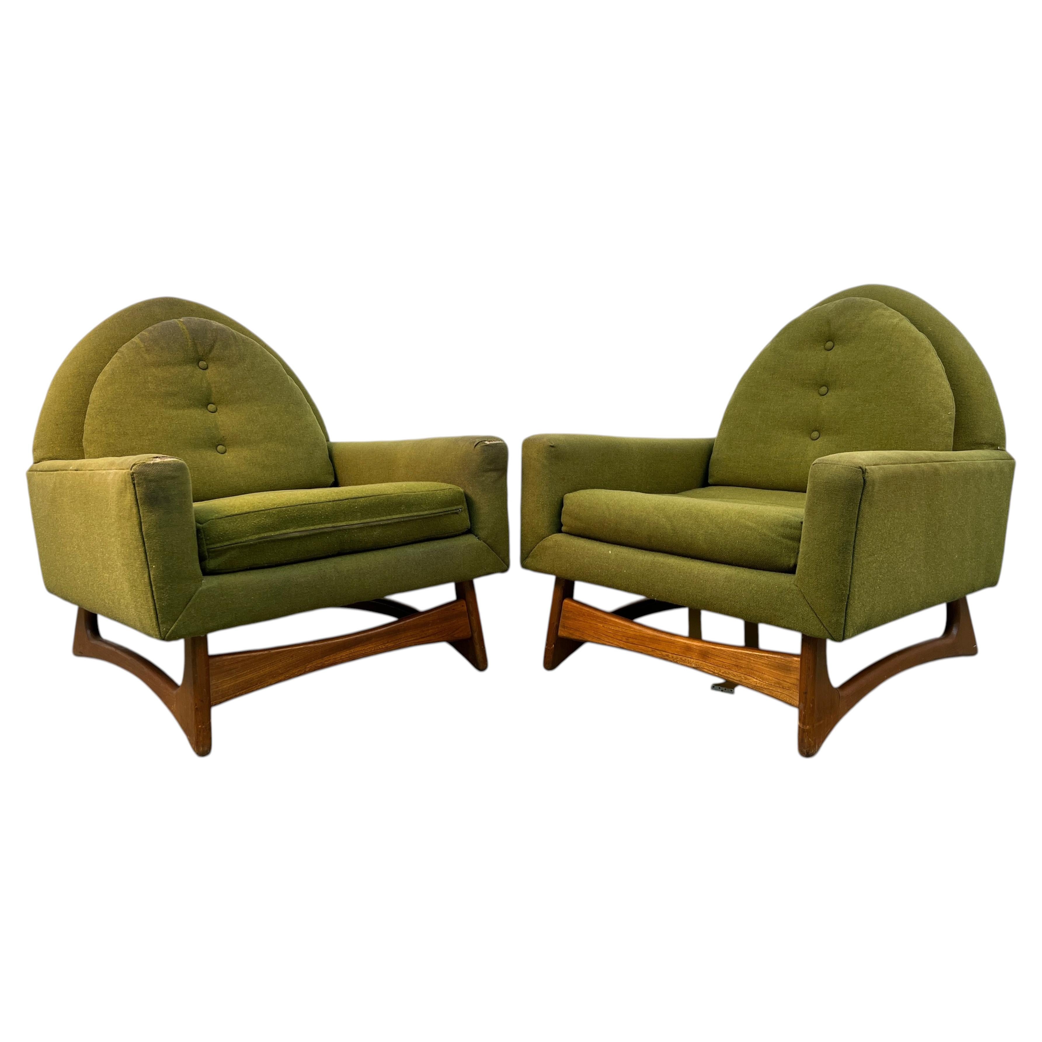 Striking Mid-Century Modern Lounge Chair by Kroehler