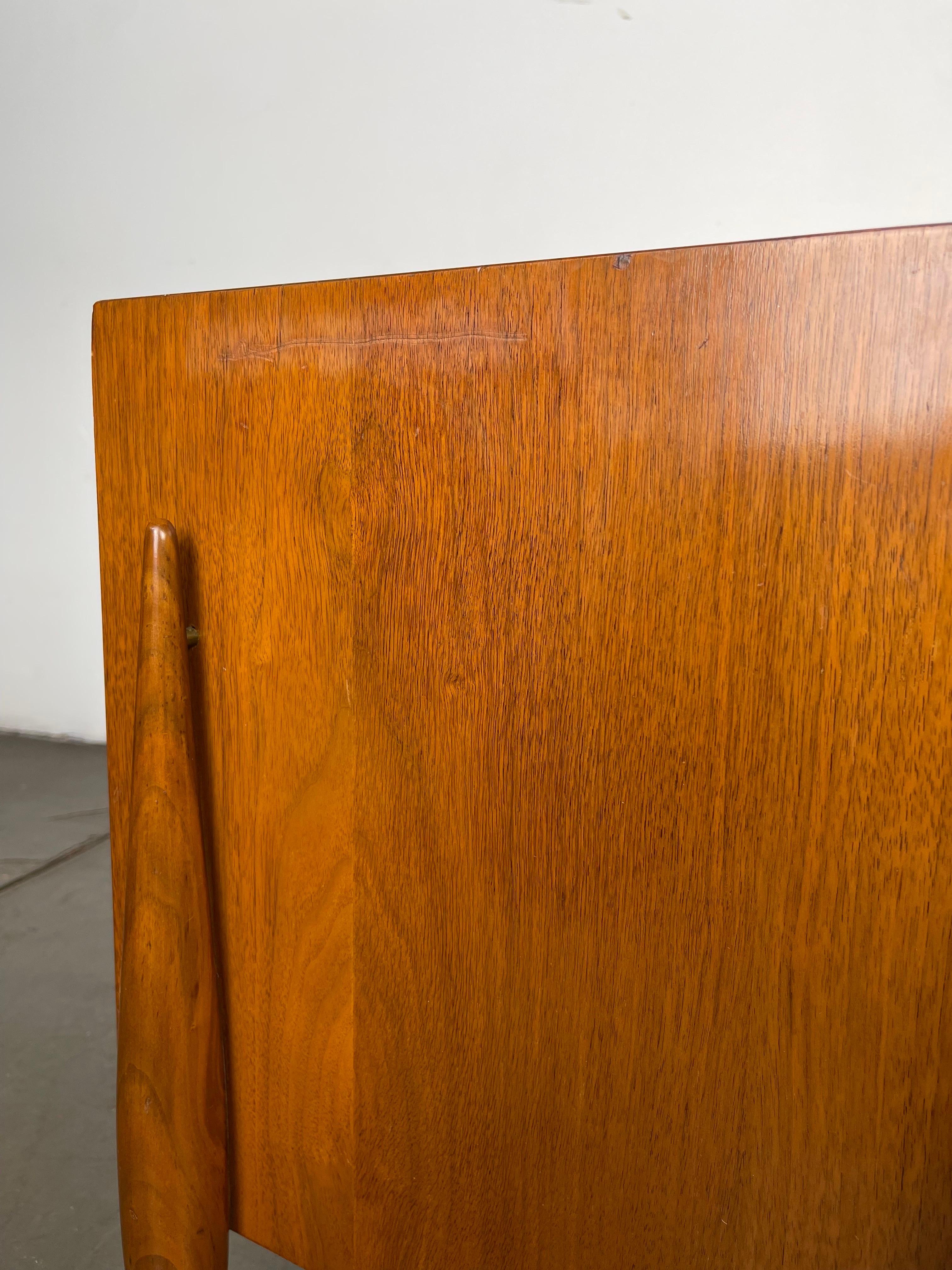 Striking Mid-Century Modern Nighstands by Specialty Woodcraft, 1957  For Sale 10
