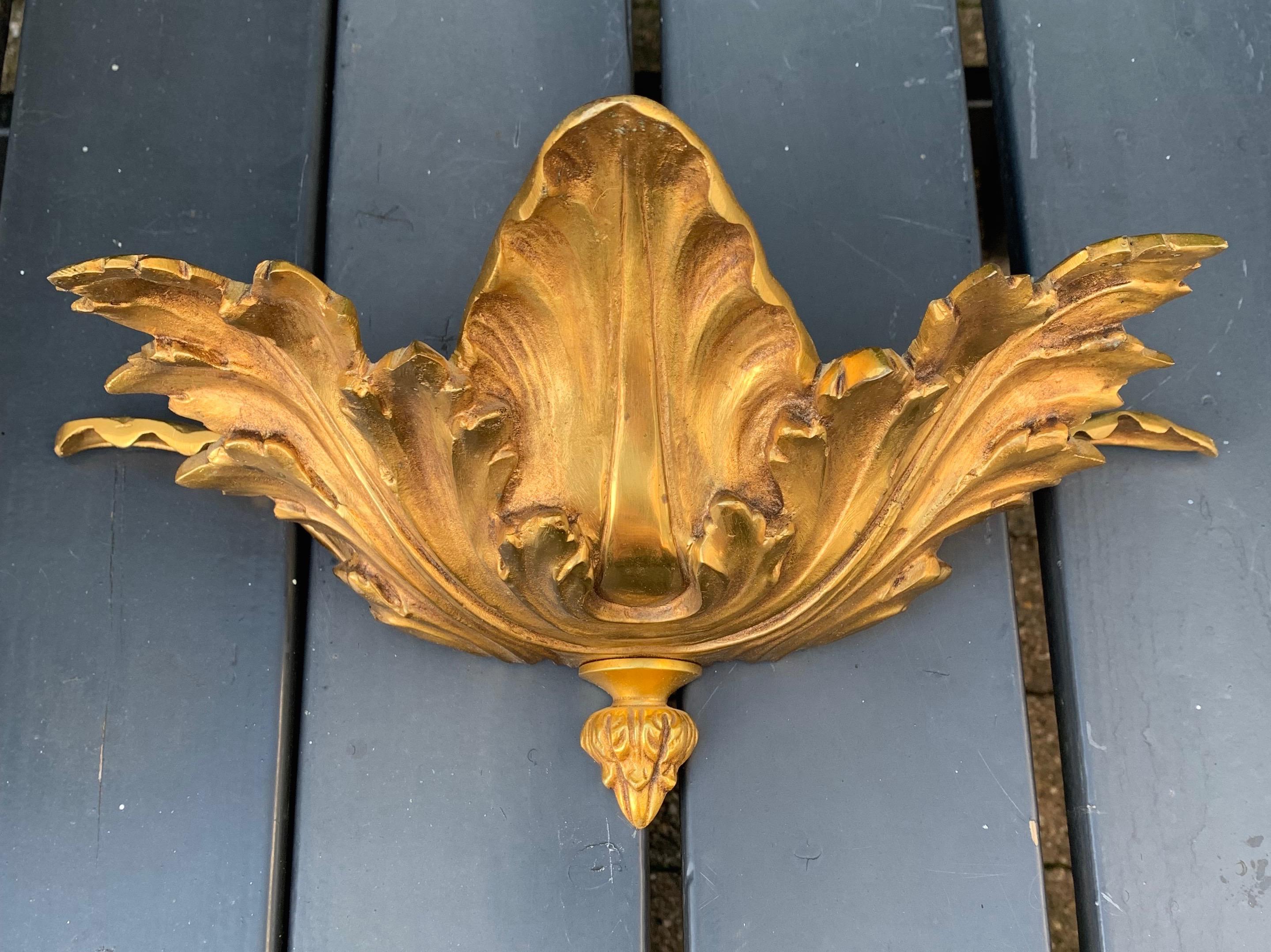 Striking Pair of Hollywood Regency GILT Bronze Acanthus Leaf Wall Sconces 8