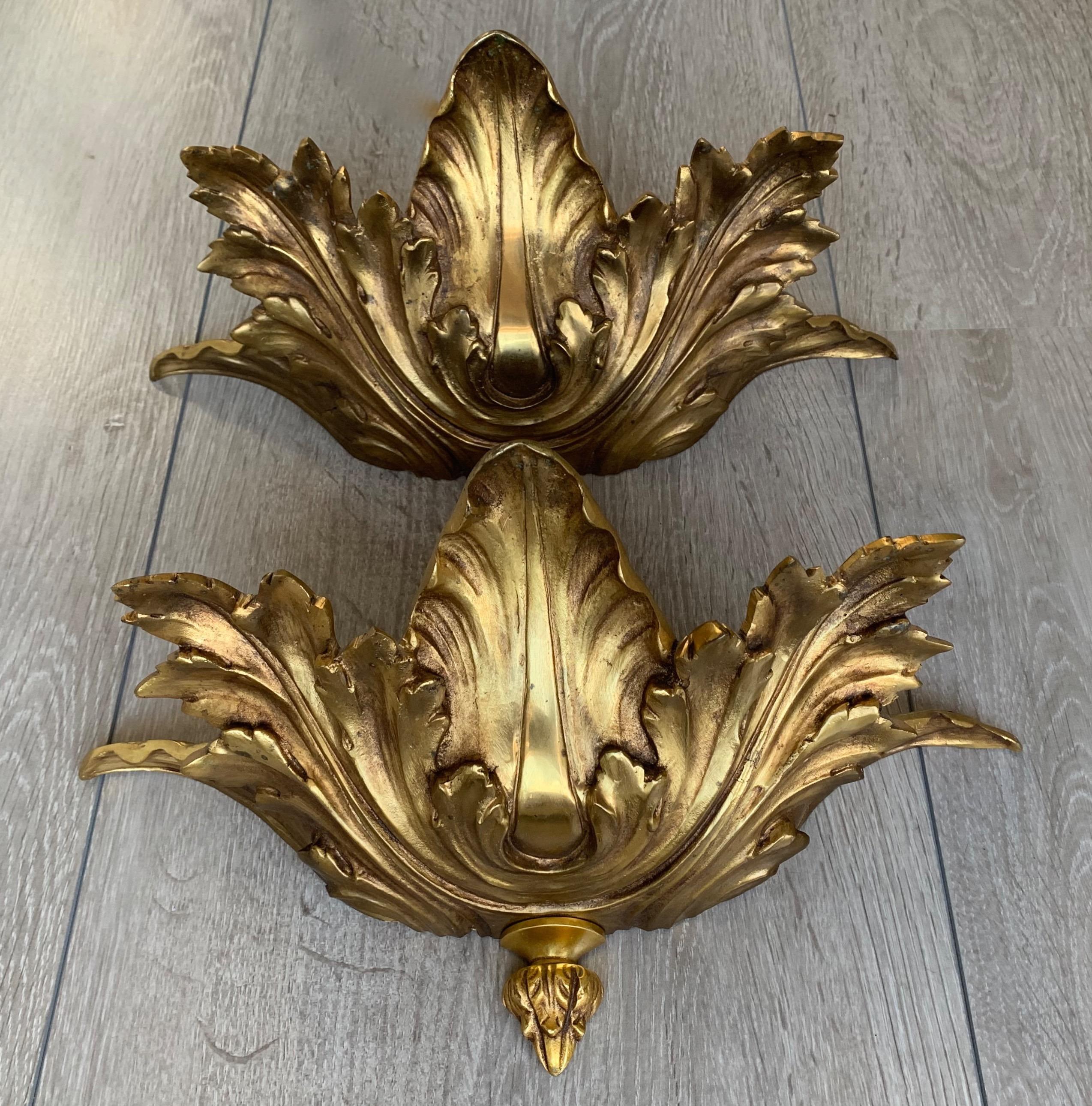 Striking Pair of Hollywood Regency GILT Bronze Acanthus Leaf Wall Sconces 10