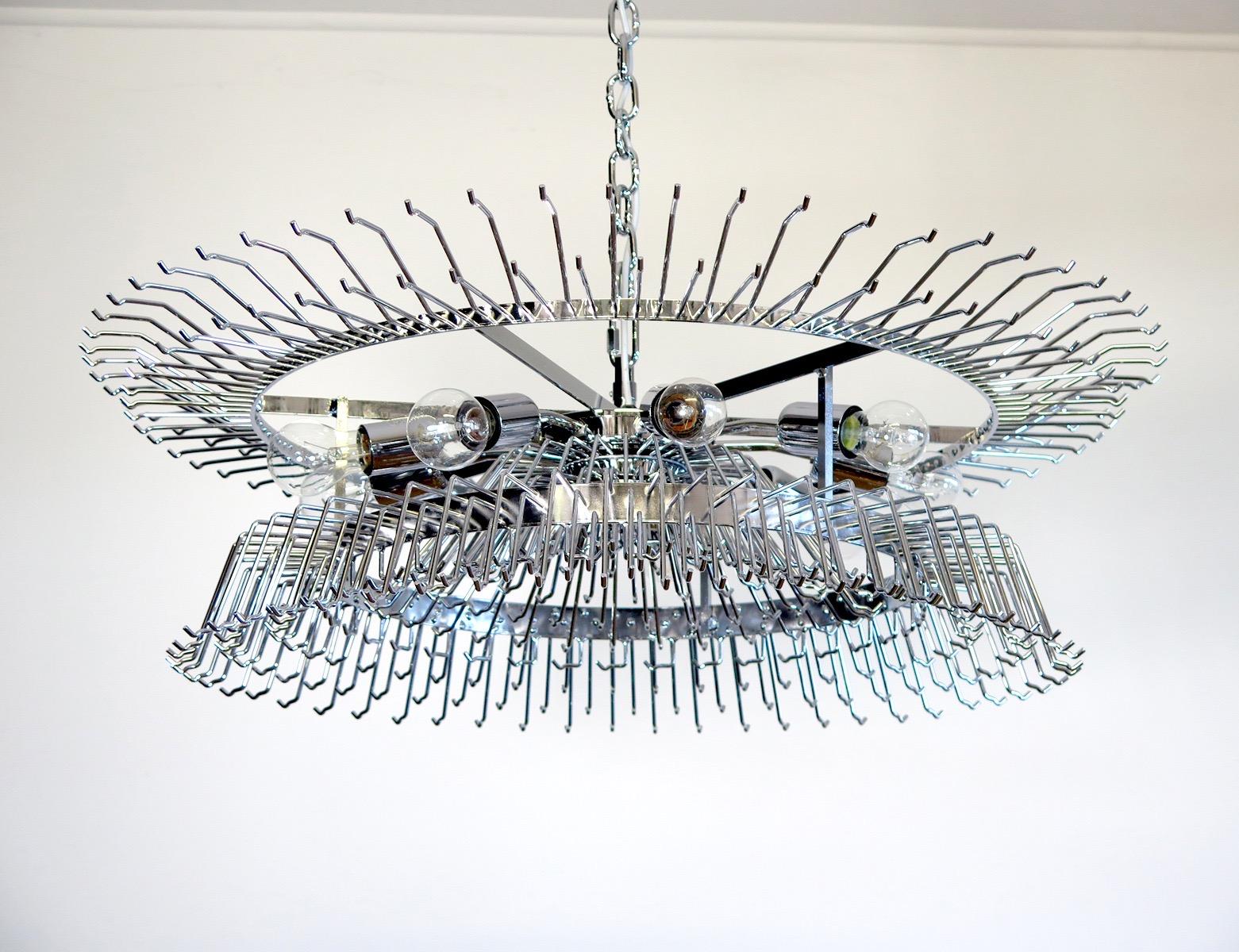 Remarquable lustre à prismes multicolore en cristal à trois épaisseurs en vente 3