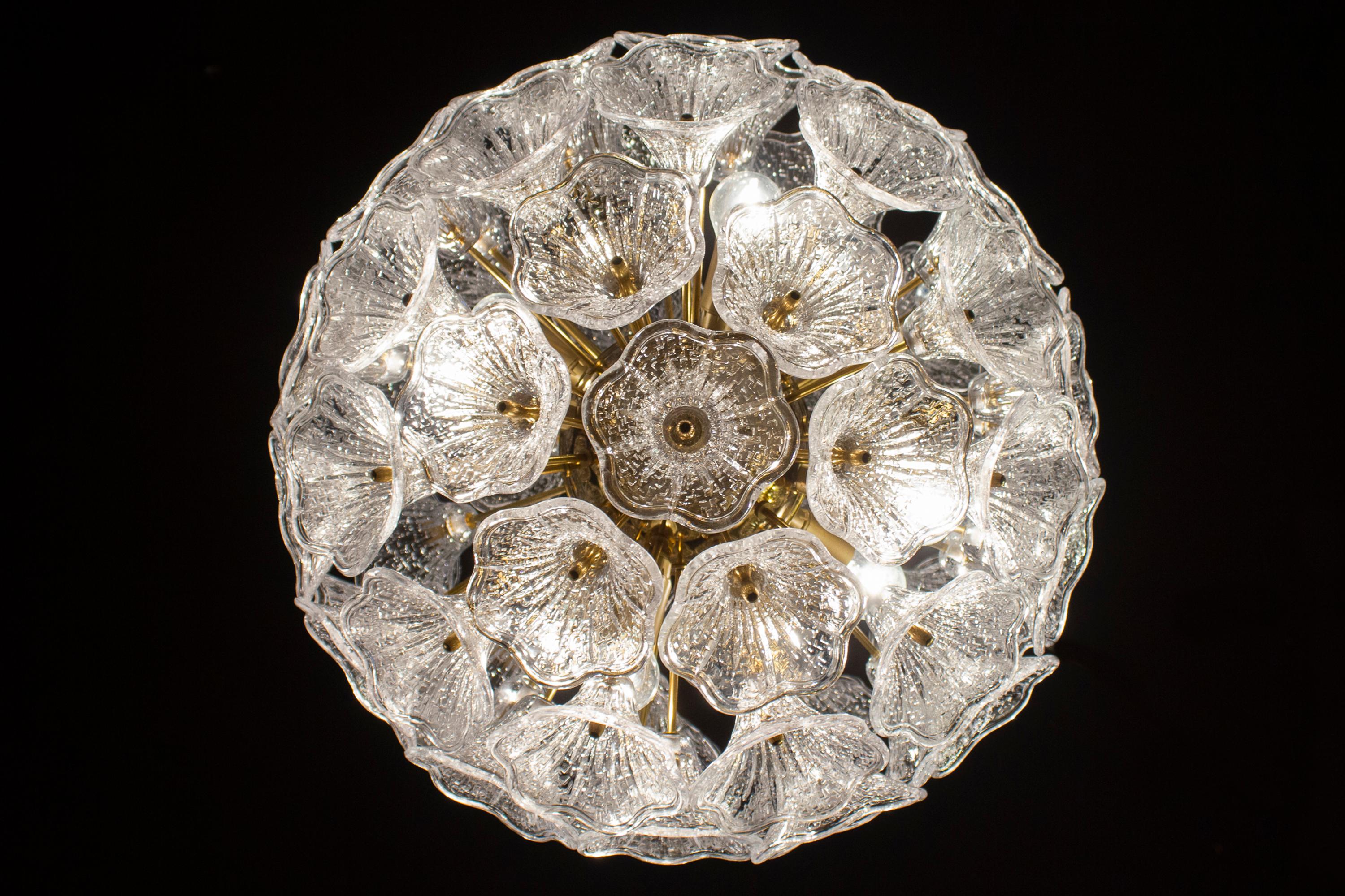Striking  Murano Glass Flower Sputnik Chandelier by P. Venini VeArt Italy 1960s For Sale 5