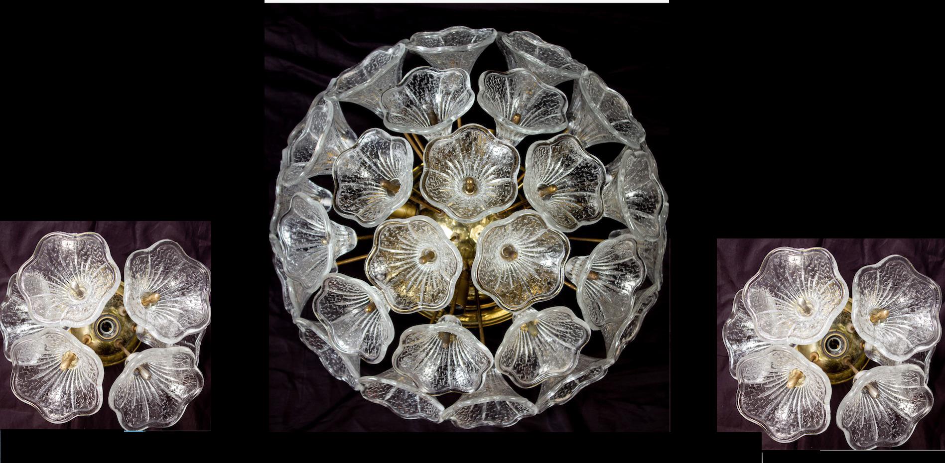 Striking  Murano Glass Flower Sputnik Chandelier by P. Venini VeArt Italy 1960s For Sale 7