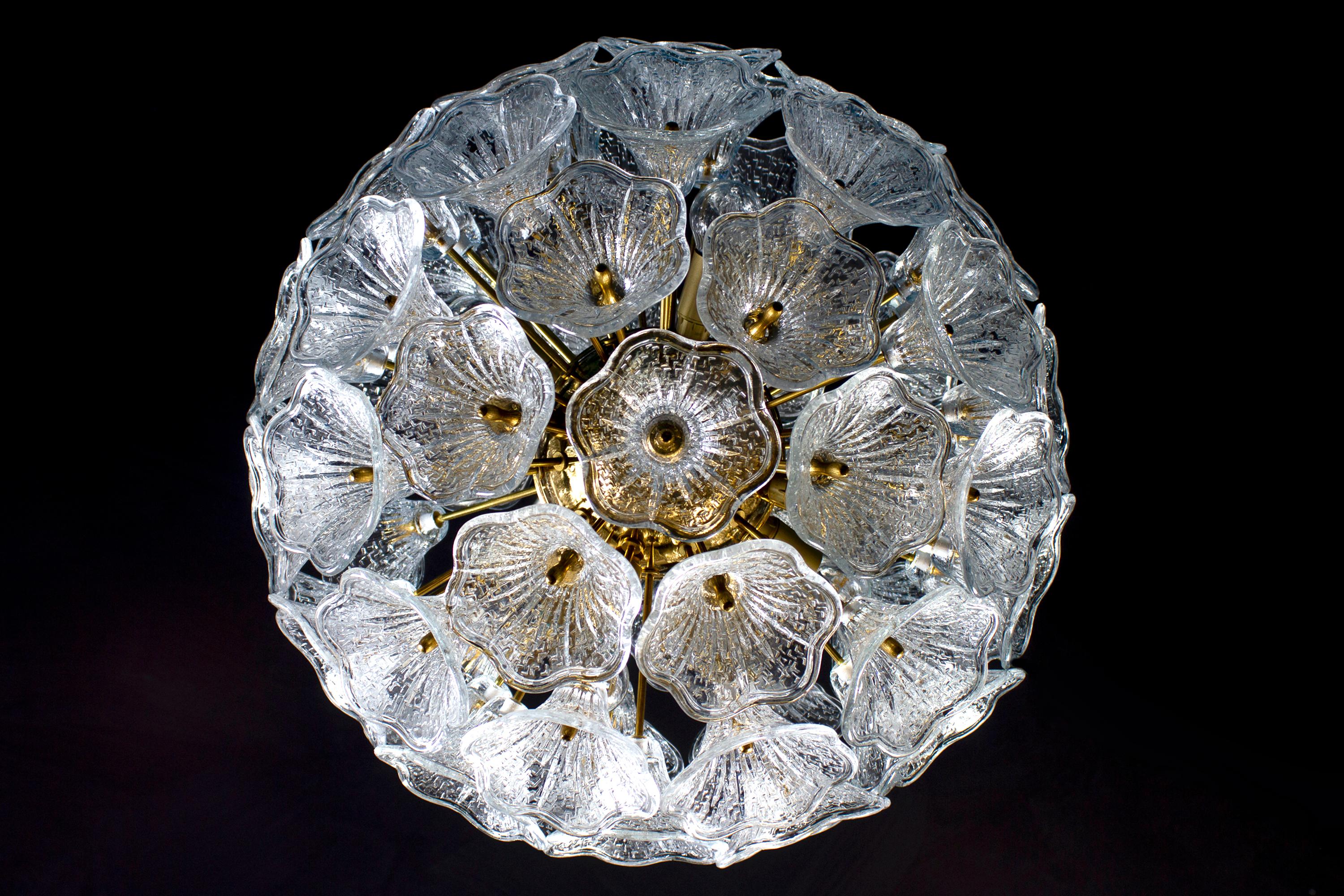 Striking Murano Glass Flower Sputnik Chandelier by P. Venini VeArt Italy 1960s For Sale 10